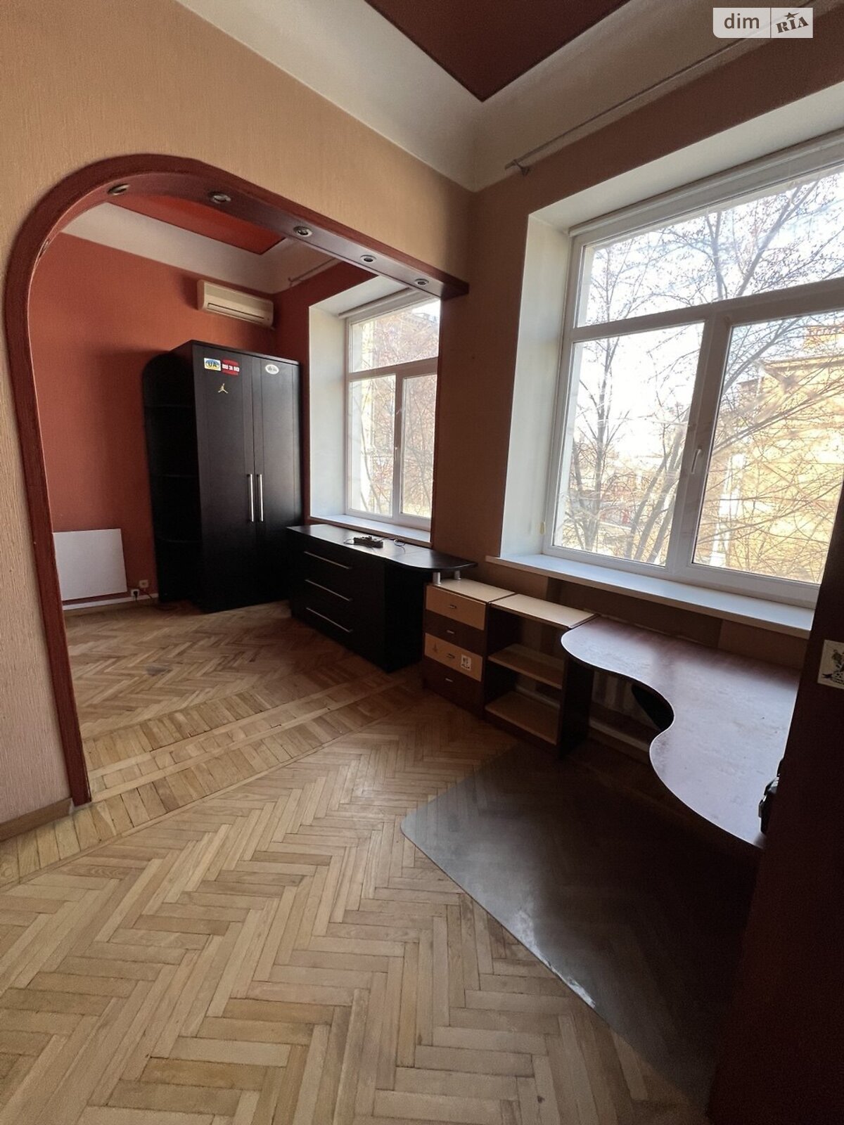 трехкомнатная квартира в Днепре, район Центр, на ул. Святослава Храброго 31 в аренду на долгий срок помесячно фото 1 трехкомнатная квартира в Днепре, район Центр, на ул. Святослава Храброго 31 в аренду на долгий срок помесячно фото 1
