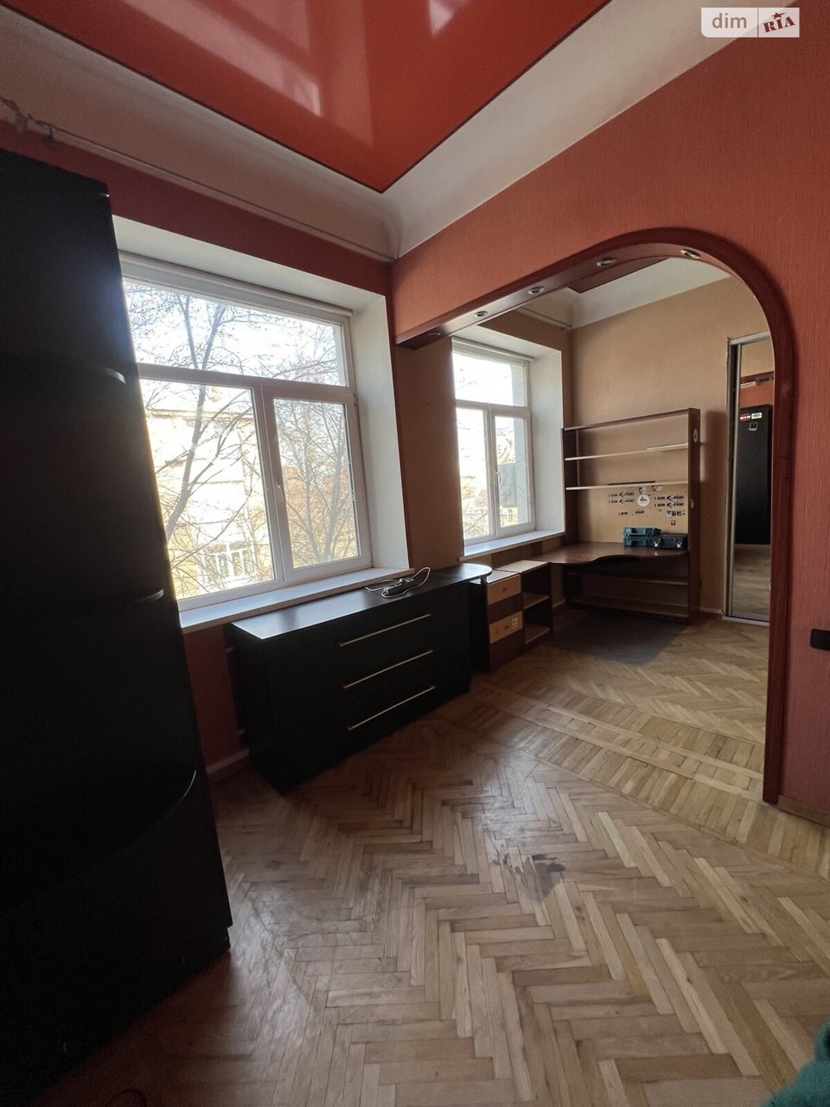 трехкомнатная квартира в Днепре, район Центр, на ул. Святослава Храброго 31 в аренду на долгий срок помесячно фото 1 трехкомнатная квартира в Днепре, район Центр, на ул. Святослава Храброго 31 в аренду на долгий срок помесячно фото 1