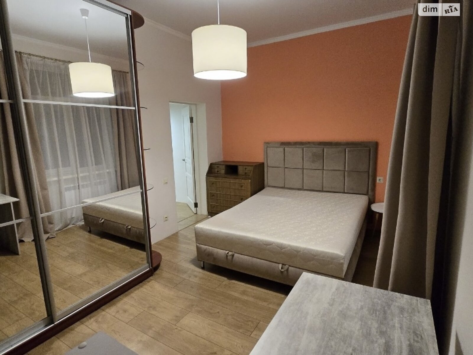 двухкомнатная квартира в Днепре, район Центр, на ул. Святослава Храброго 50А в аренду на долгий срок помесячно фото 1 двухкомнатная квартира в Днепре, район Центр, на ул. Святослава Храброго 50А в аренду на долгий срок помесячно фото 1