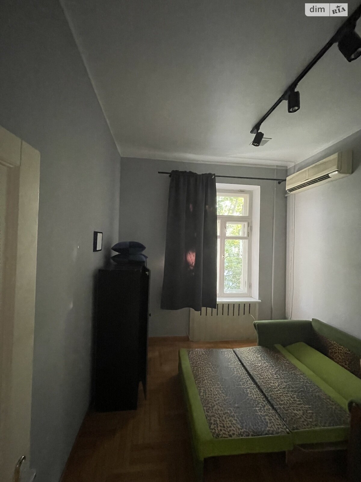 трикімнатна квартира в Дніпрі, район Центр, на вул. Воскресенська 20 в довготривалу оренду помісячно фото 1 трикімнатна квартира в Дніпрі, район Центр, на вул. Воскресенська 20 в довготривалу оренду помісячно фото 1