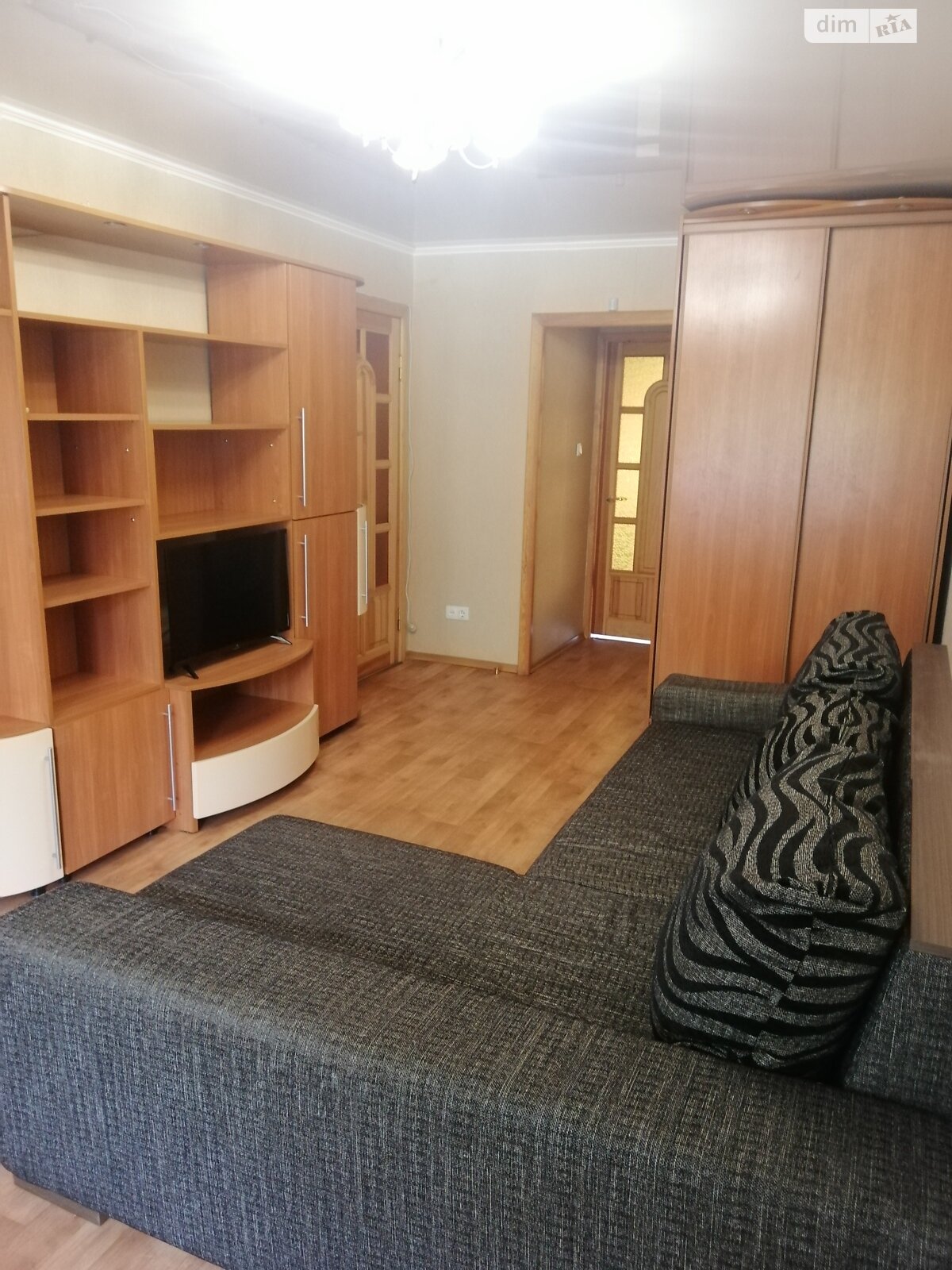 двокімнатна квартира з ремонтом в Дніпрі, район Центр, на вул. Воскресенська 12 в довготривалу оренду помісячно фото 1 двокімнатна квартира з ремонтом в Дніпрі, район Центр, на вул. Воскресенська 12 в довготривалу оренду помісячно фото 1