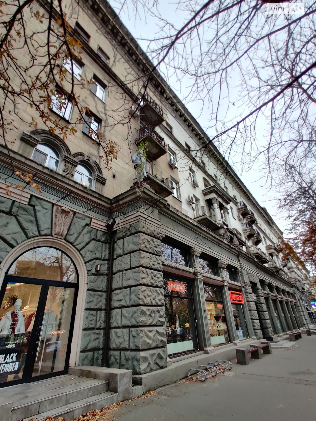 двокімнатна квартира в Дніпрі, район Центр, на просп. Яворницького Дмитра 55 в довготривалу оренду помісячно фото 1 двокімнатна квартира в Дніпрі, район Центр, на просп. Яворницького Дмитра 55 в довготривалу оренду помісячно фото 1