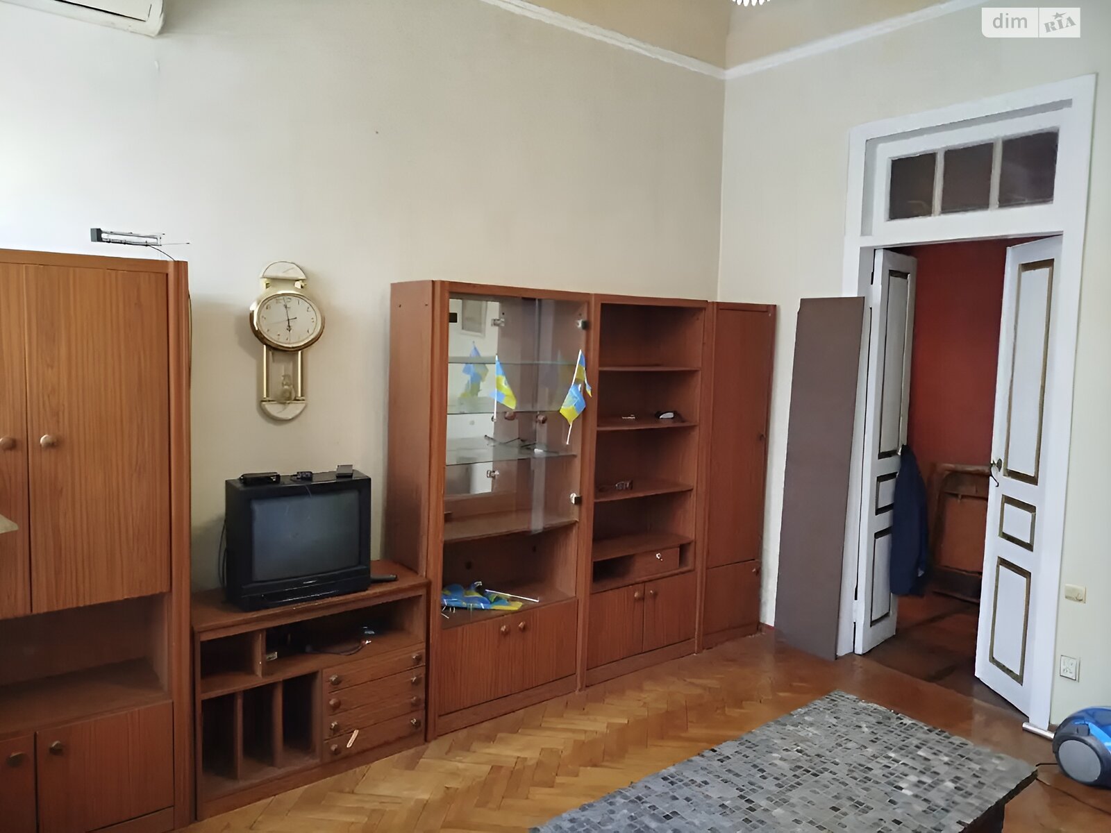 двокімнатна квартира в Дніпрі, район Центр, на просп. Яворницького Дмитра 42 в довготривалу оренду помісячно фото 1 двокімнатна квартира в Дніпрі, район Центр, на просп. Яворницького Дмитра 42 в довготривалу оренду помісячно фото 1