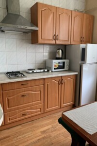 трехкомнатная квартира в Днепре, район Центр, на просп. Яворницкого Дмитрия в аренду на долгий срок помесячно фото 2