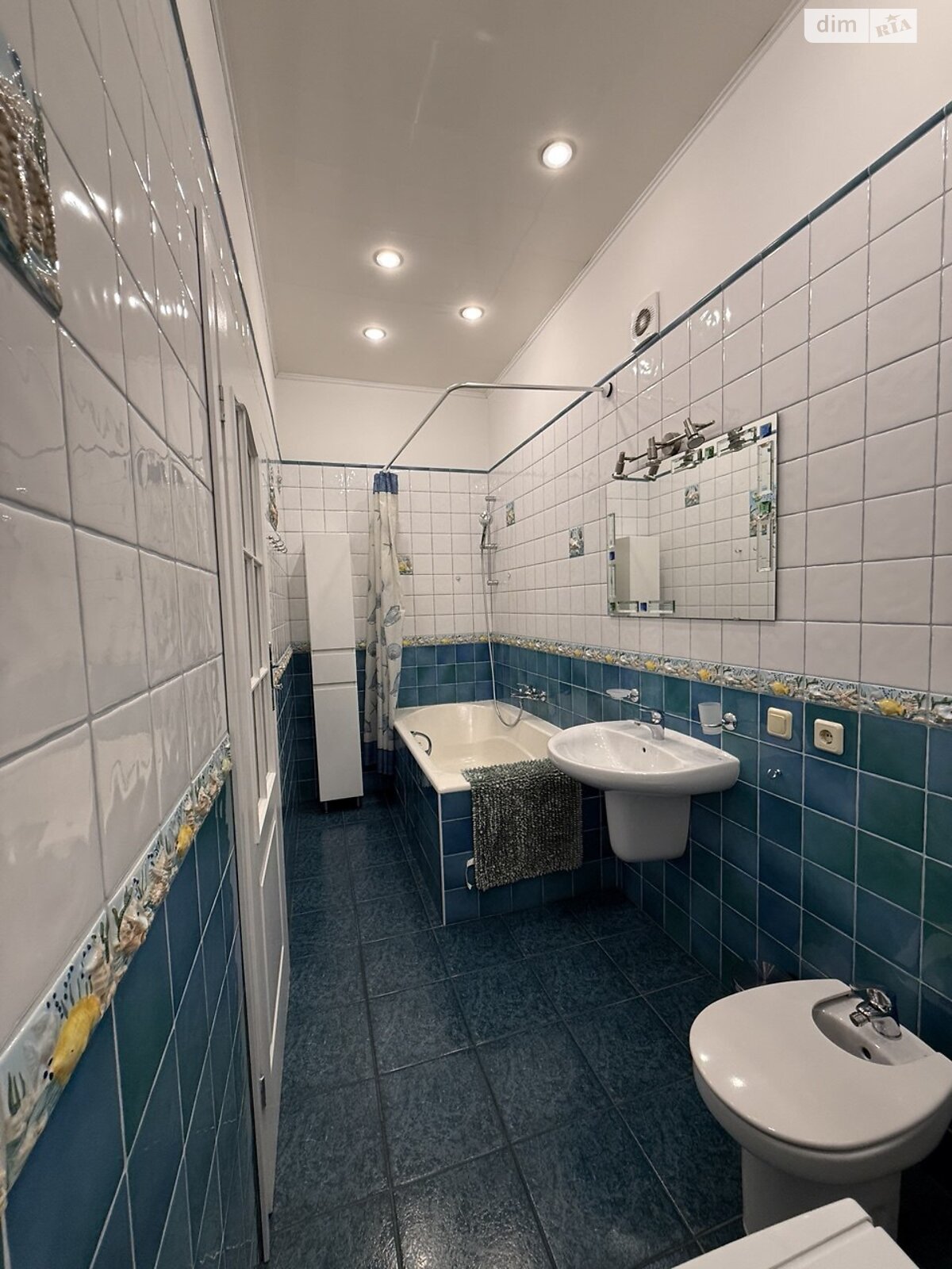 двухкомнатная квартира в Днепре, район Центр, на просп. Яворницкого Дмитрия 53А в аренду на долгий срок помесячно фото 1 двухкомнатная квартира в Днепре, район Центр, на просп. Яворницкого Дмитрия 53А в аренду на долгий срок помесячно фото 1