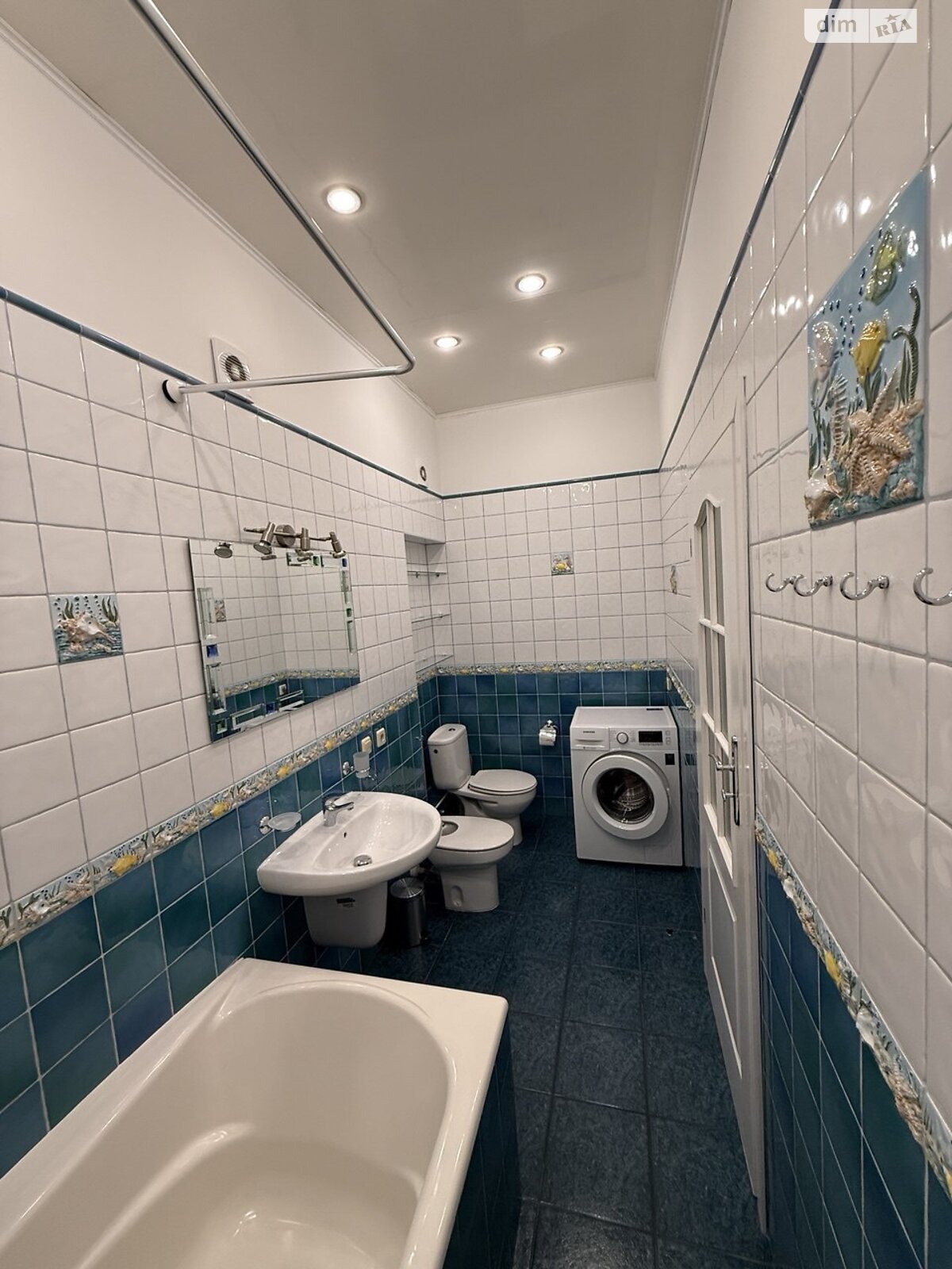 двухкомнатная квартира в Днепре, район Центр, на просп. Яворницкого Дмитрия 53А в аренду на долгий срок помесячно фото 1 двухкомнатная квартира в Днепре, район Центр, на просп. Яворницкого Дмитрия 53А в аренду на долгий срок помесячно фото 1