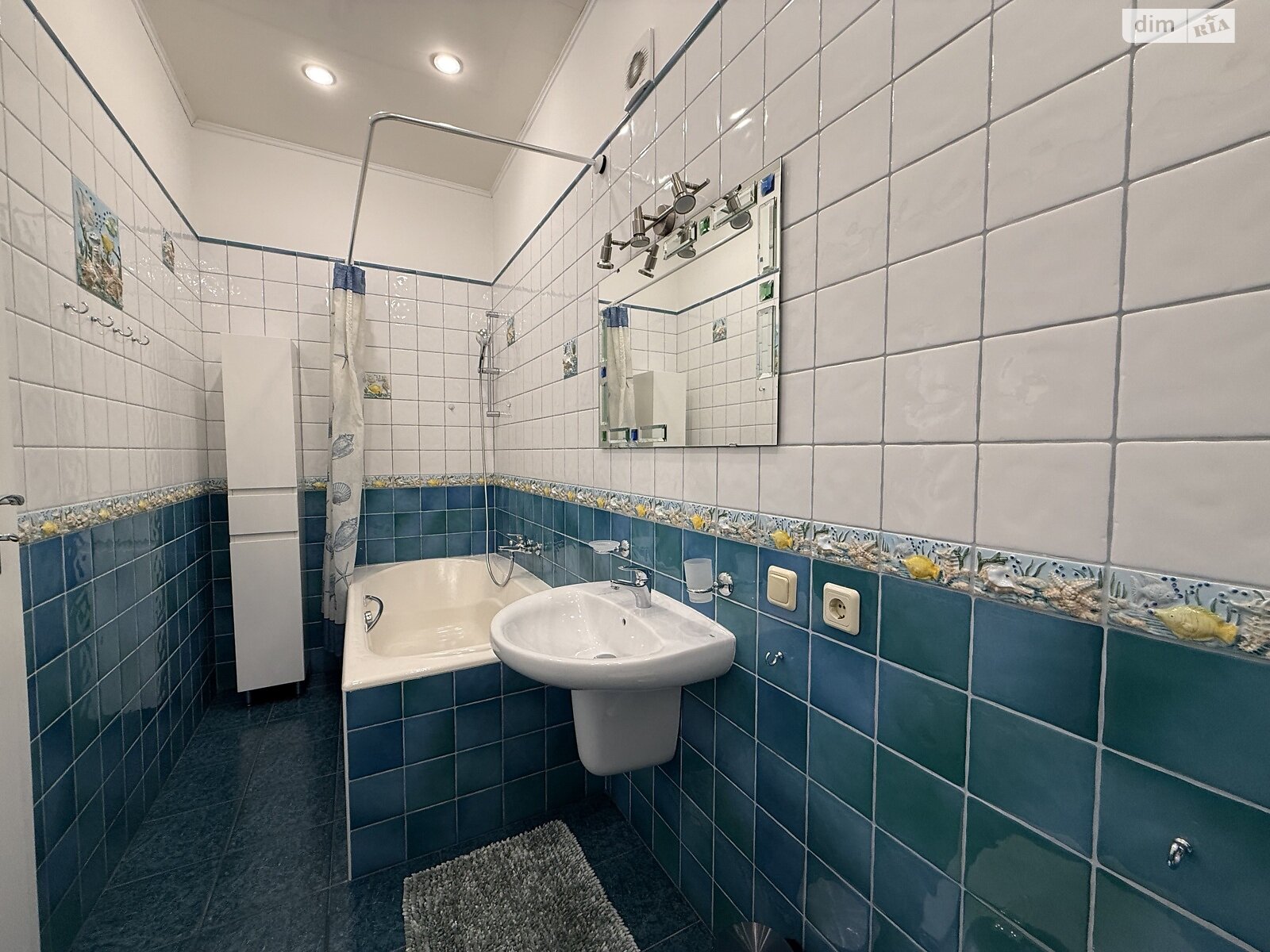 двухкомнатная квартира в Днепре, район Центр, на просп. Яворницкого Дмитрия 53А в аренду на долгий срок помесячно фото 1 двухкомнатная квартира в Днепре, район Центр, на просп. Яворницкого Дмитрия 53А в аренду на долгий срок помесячно фото 1