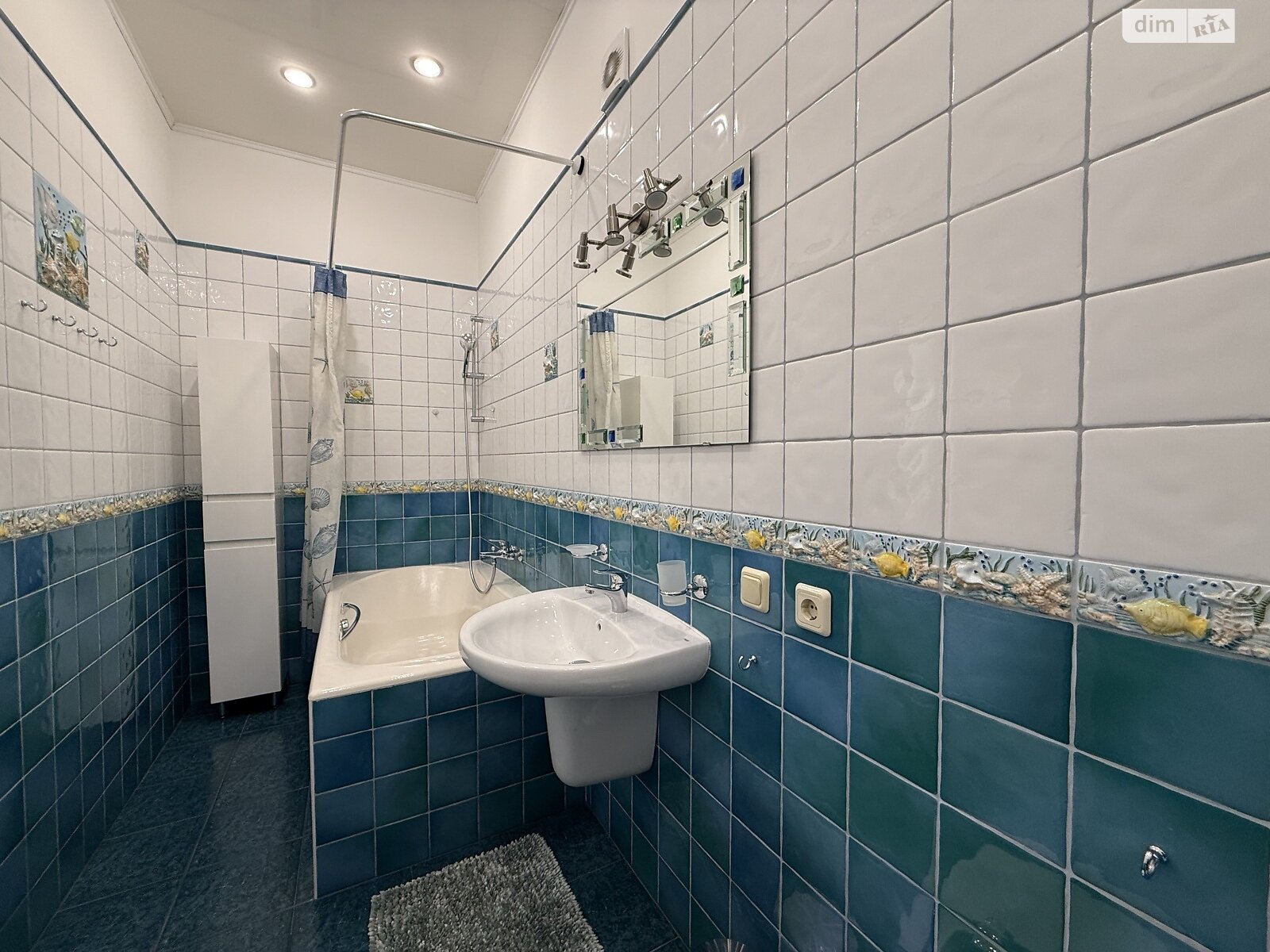 двухкомнатная квартира в Днепре, район Центр, на просп. Яворницкого Дмитрия 53А в аренду на долгий срок помесячно фото 1 двухкомнатная квартира в Днепре, район Центр, на просп. Яворницкого Дмитрия 53А в аренду на долгий срок помесячно фото 1