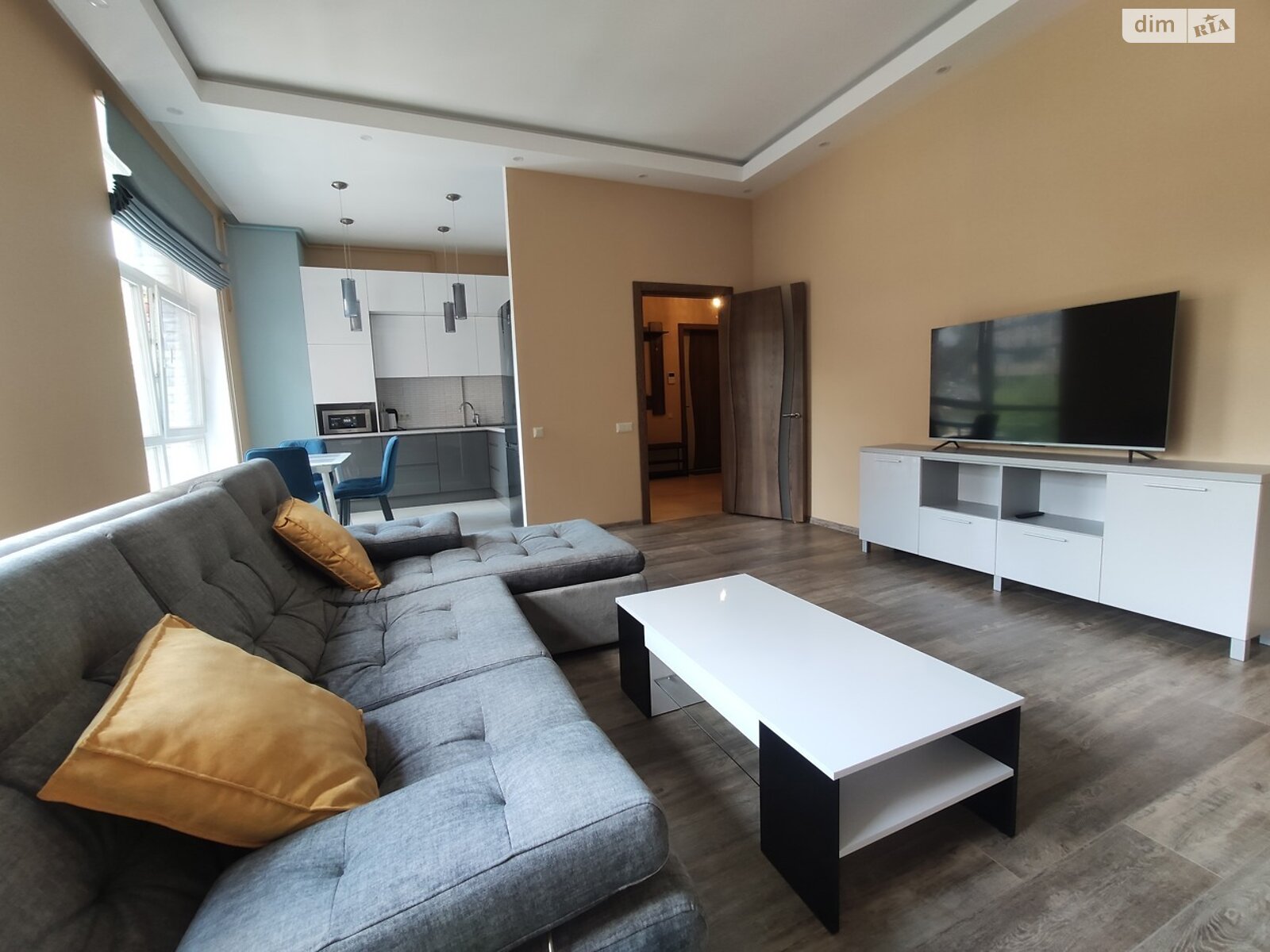 однокомнатная квартира в Днепре, район Шевченковский, на ул. Южная 8Г в аренду на долгий срок помесячно фото 1 однокомнатная квартира в Днепре, район Шевченковский, на ул. Южная 8Г в аренду на долгий срок помесячно фото 1