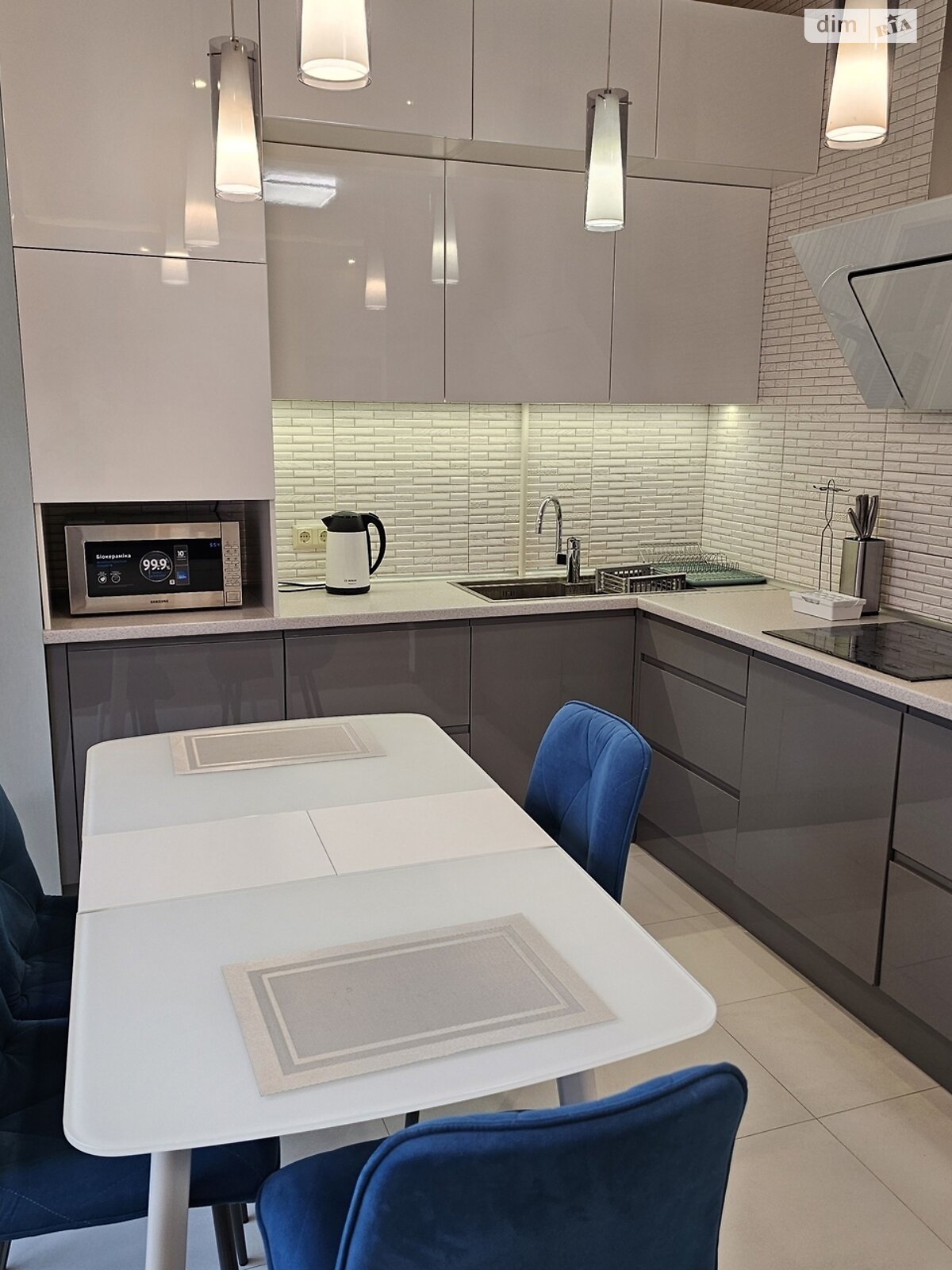 однокомнатная квартира в Днепре, район Шевченковский, на ул. Южная 8Г в аренду на долгий срок помесячно фото 1 однокомнатная квартира в Днепре, район Шевченковский, на ул. Южная 8Г в аренду на долгий срок помесячно фото 1