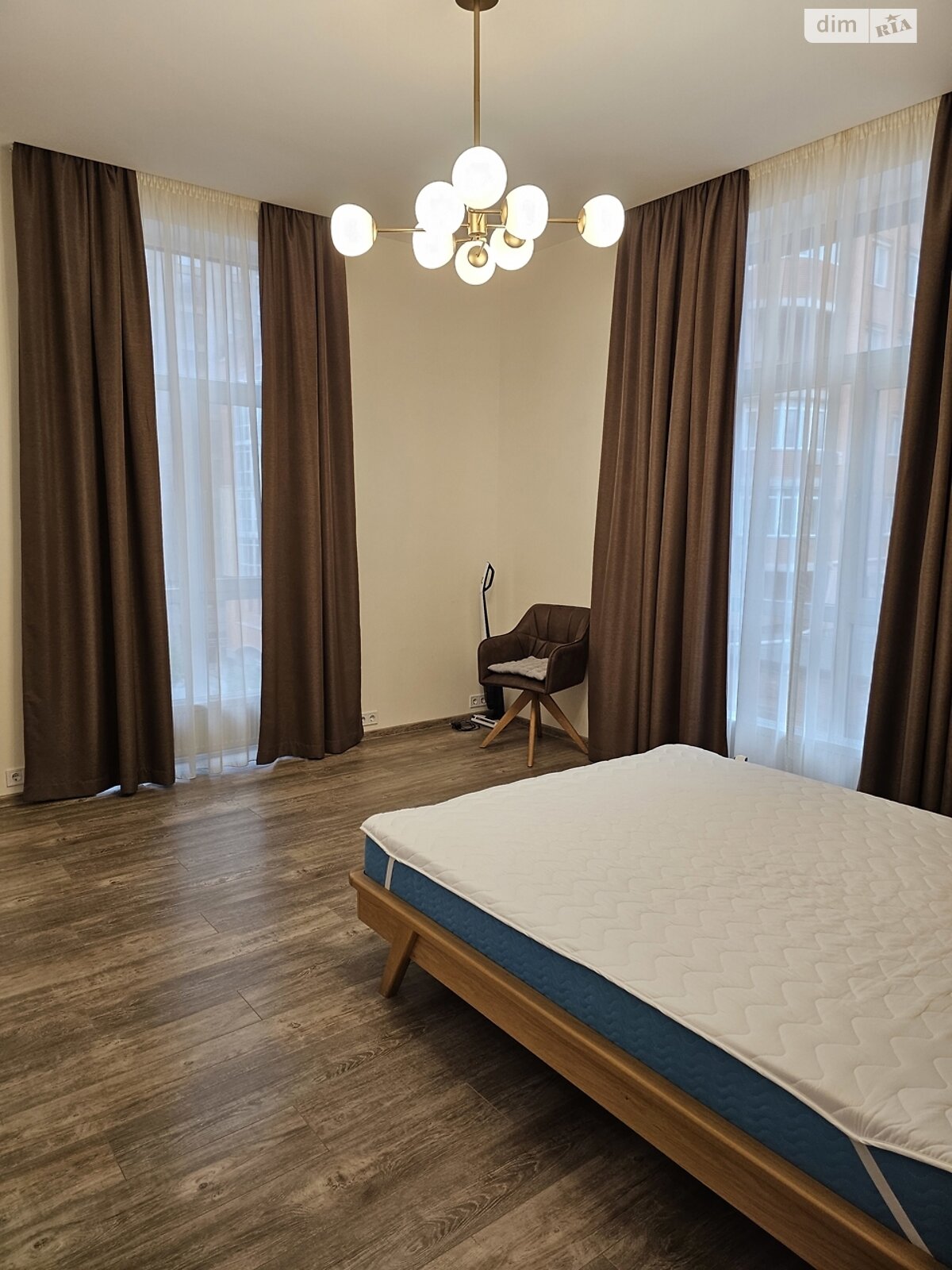 однокомнатная квартира в Днепре, район Шевченковский, на ул. Южная 8Г в аренду на долгий срок помесячно фото 1 однокомнатная квартира в Днепре, район Шевченковский, на ул. Южная 8Г в аренду на долгий срок помесячно фото 1