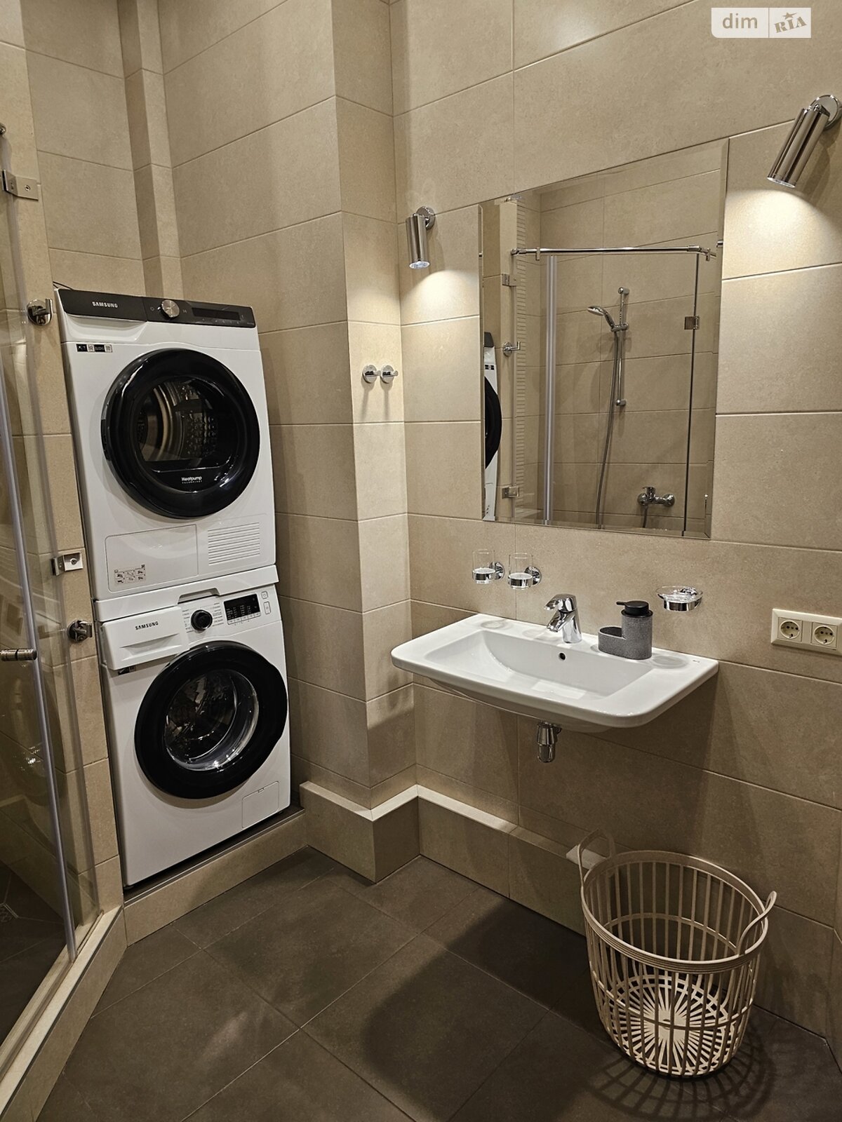 однокомнатная квартира в Днепре, район Шевченковский, на ул. Южная 8Г в аренду на долгий срок помесячно фото 1 однокомнатная квартира в Днепре, район Шевченковский, на ул. Южная 8Г в аренду на долгий срок помесячно фото 1