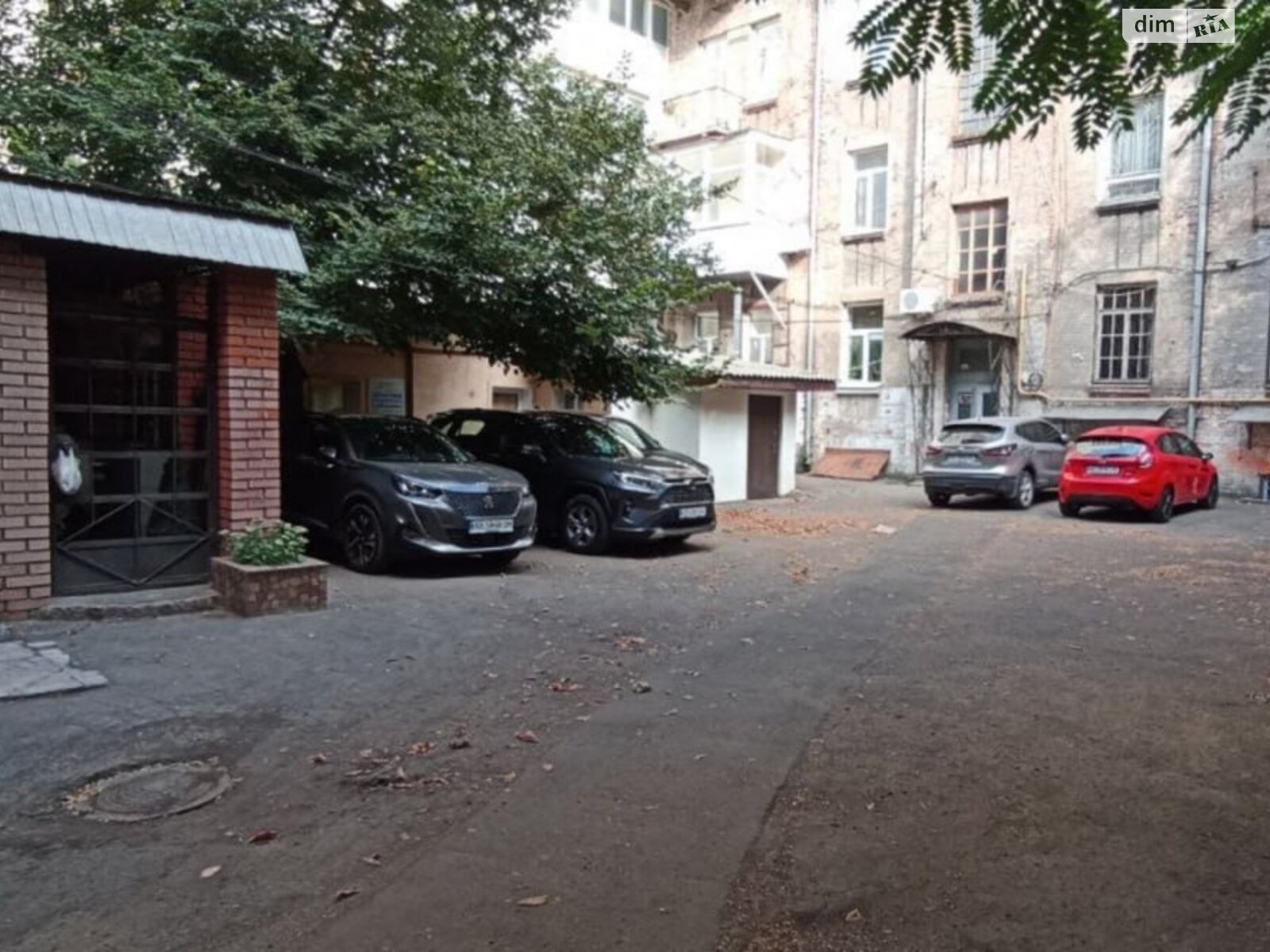 чотирикімнатна квартира в Дніпрі, район Шевченківський, на вул. Лазаря Глоби 13 в довготривалу оренду помісячно фото 1 чотирикімнатна квартира в Дніпрі, район Шевченківський, на вул. Лазаря Глоби 13 в довготривалу оренду помісячно фото 1