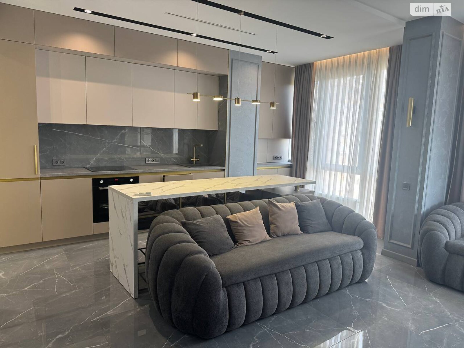 двухкомнатная квартира в Днепре, район Центральный, на ул. Короленко 22А в аренду на долгий срок помесячно фото 1