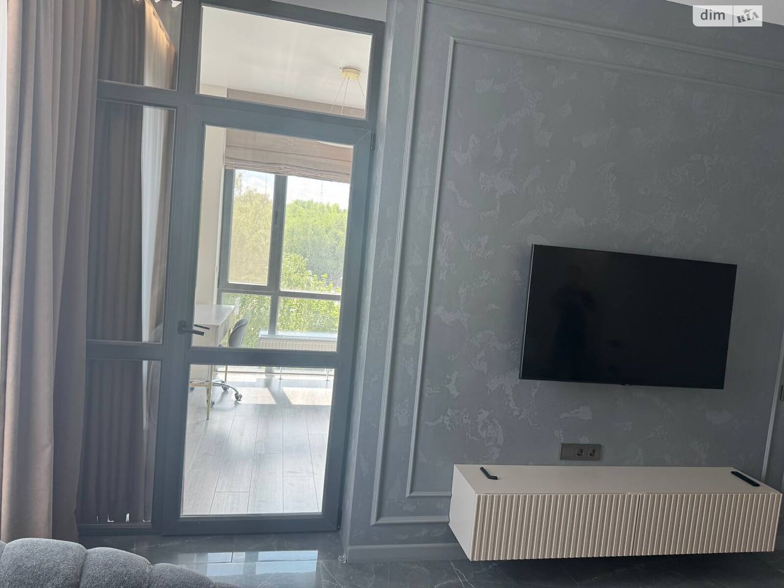 двухкомнатная квартира в Днепре, район Центральный, на ул. Короленко 22А в аренду на долгий срок помесячно фото 1