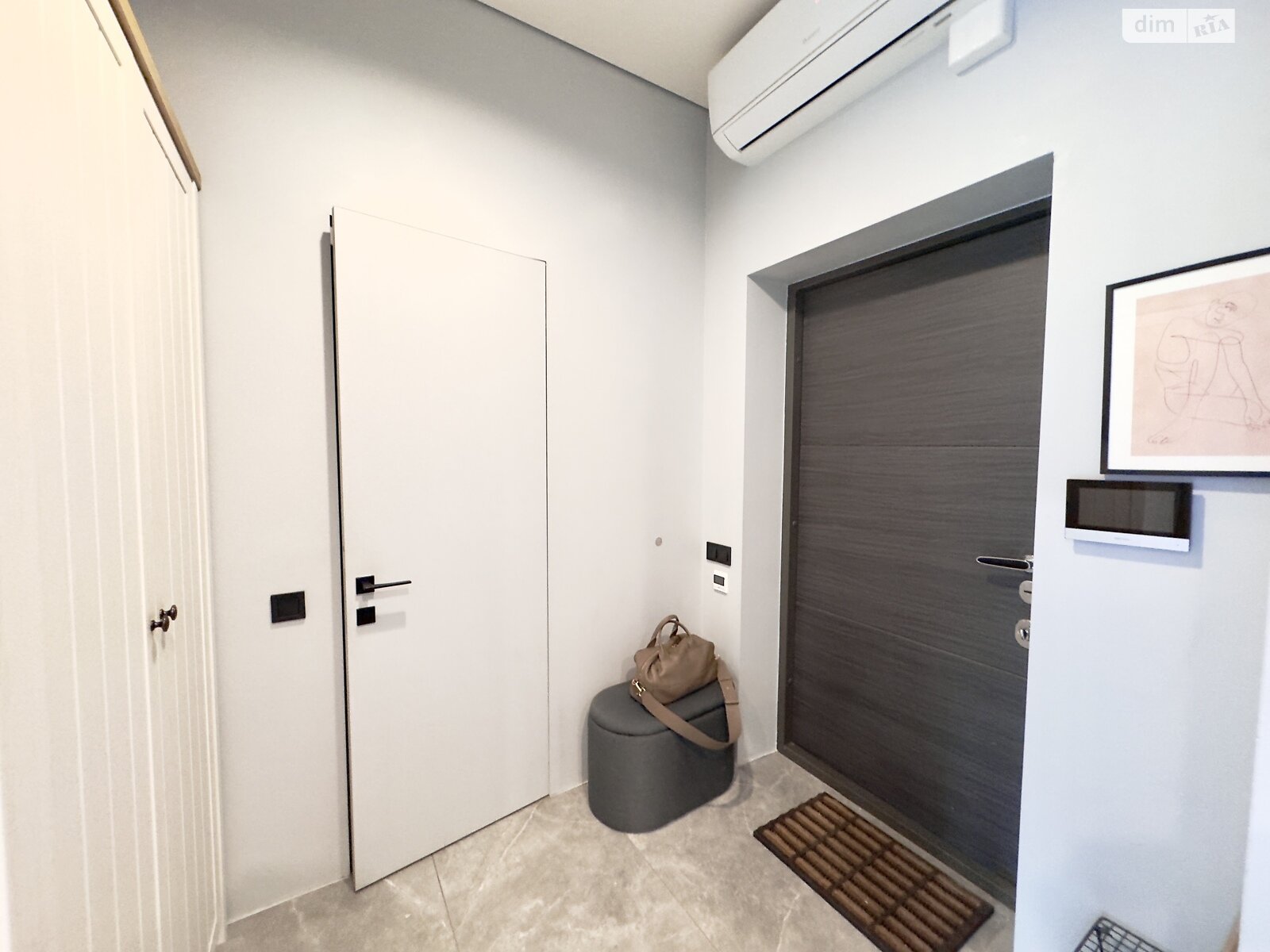 однокімнатна квартира в Дніпрі, район Центральний Пагорб, на вул. Костомарівська 1А в довготривалу оренду помісячно фото 1 однокімнатна квартира в Дніпрі, район Центральний Пагорб, на вул. Костомарівська 1А в довготривалу оренду помісячно фото 1