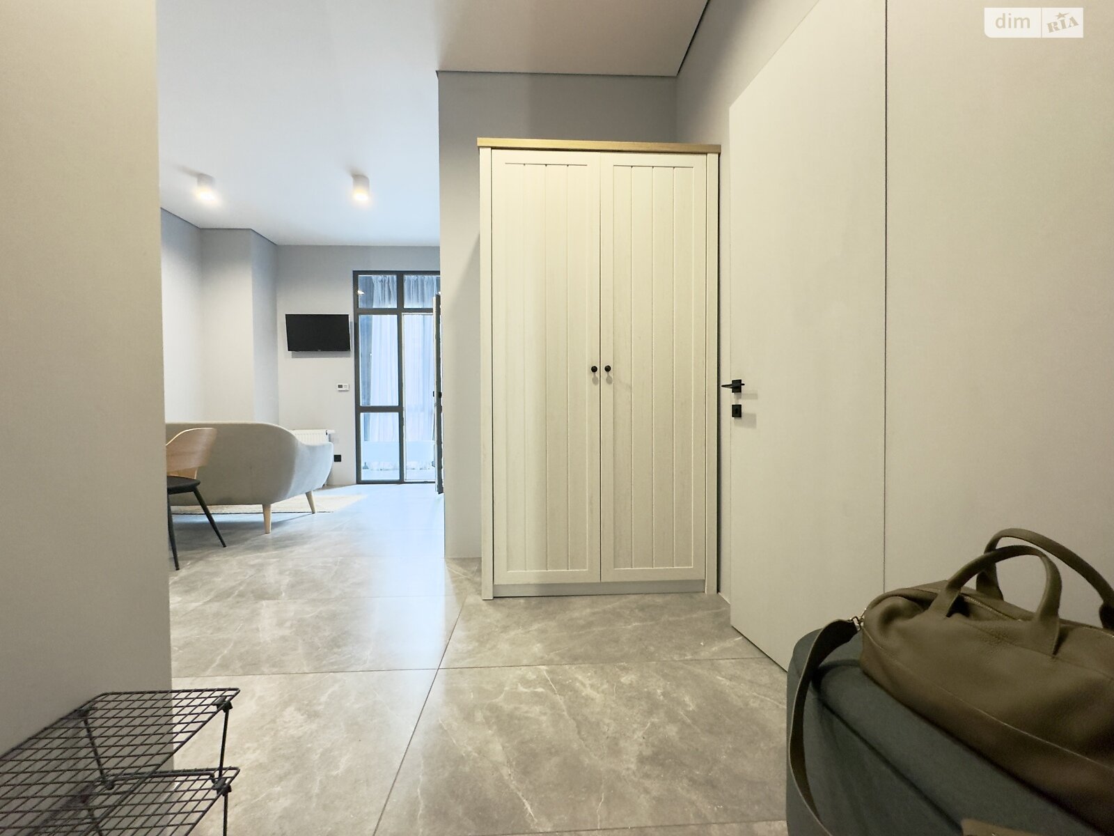 однокімнатна квартира в Дніпрі, район Центральний Пагорб, на вул. Костомарівська 1А в довготривалу оренду помісячно фото 1 однокімнатна квартира в Дніпрі, район Центральний Пагорб, на вул. Костомарівська 1А в довготривалу оренду помісячно фото 1