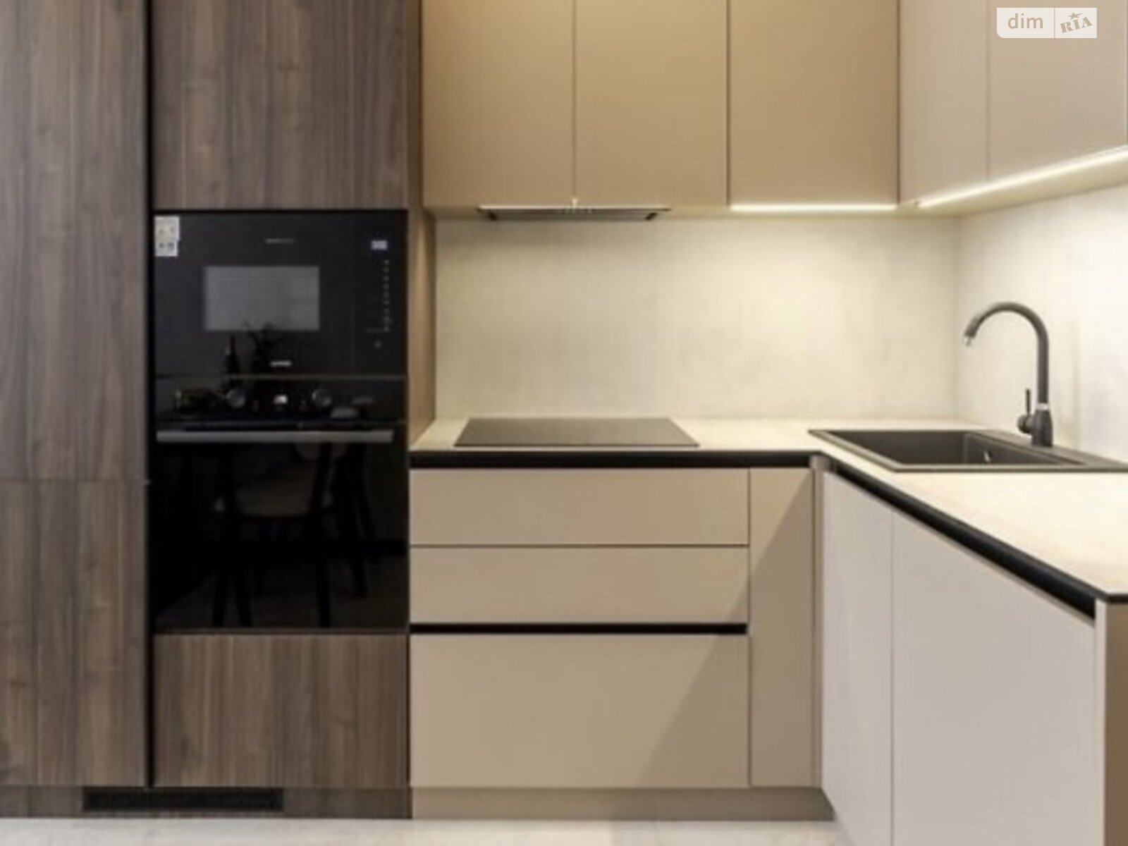 двухкомнатная квартира в Днепре, район Центральный Холм, на бул. Кучеревского 1 в аренду на долгий срок помесячно фото 1