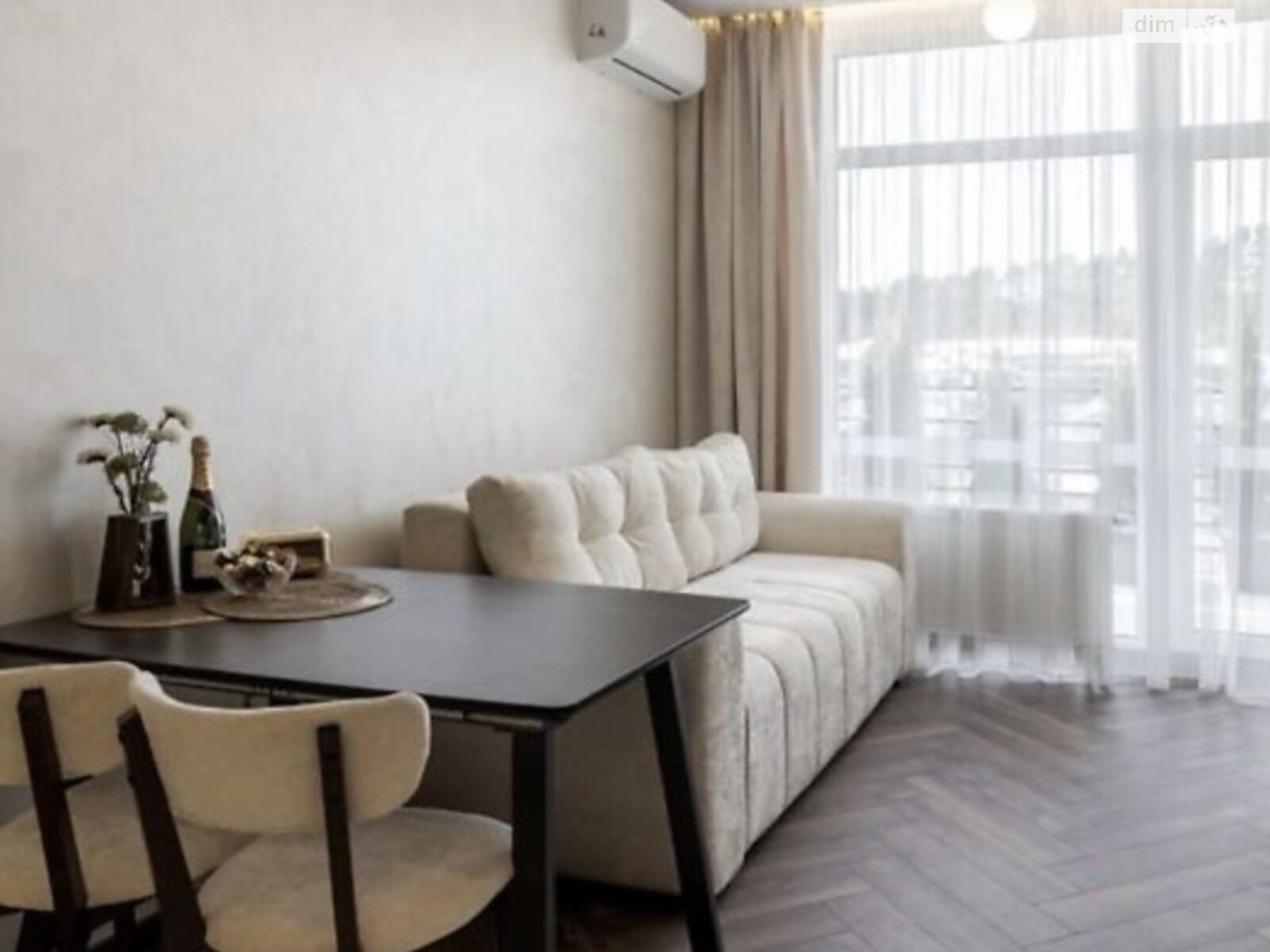 двухкомнатная квартира в Днепре, район Центральный Холм, на бул. Кучеревского 1 в аренду на долгий срок помесячно фото 1