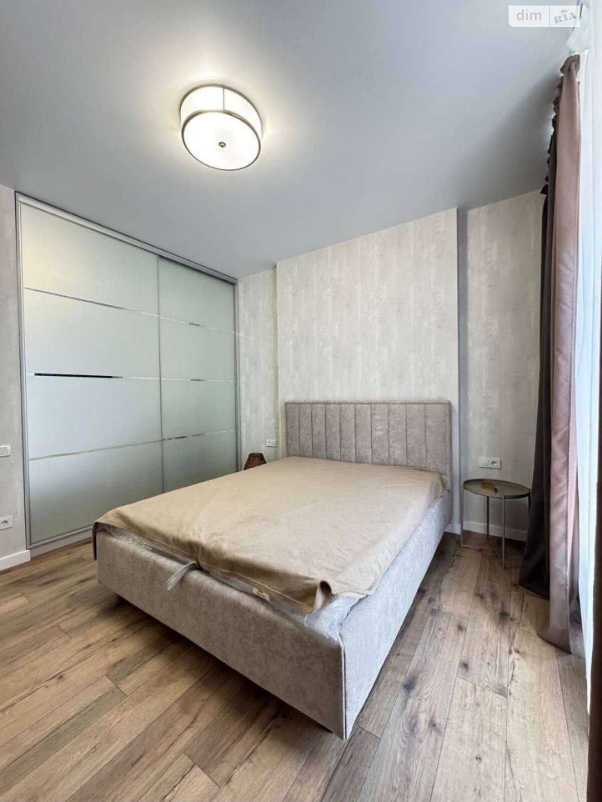 двухкомнатная квартира в Днепре, район Центральный Холм, на бул. Кучеревского 1 в аренду на долгий срок помесячно фото 1 двухкомнатная квартира в Днепре, район Центральный Холм, на бул. Кучеревского 1 в аренду на долгий срок помесячно фото 1