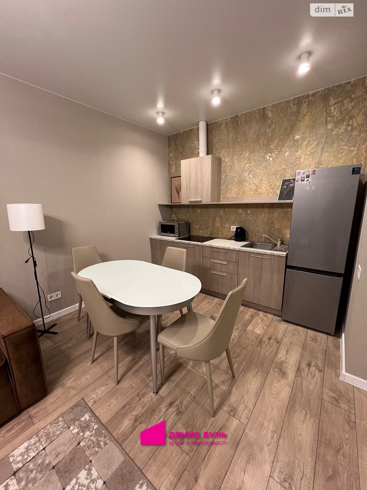 однокомнатная квартира в Днепре, район Центральный, на бул. Кучеревского 1 в аренду на долгий срок помесячно фото 1