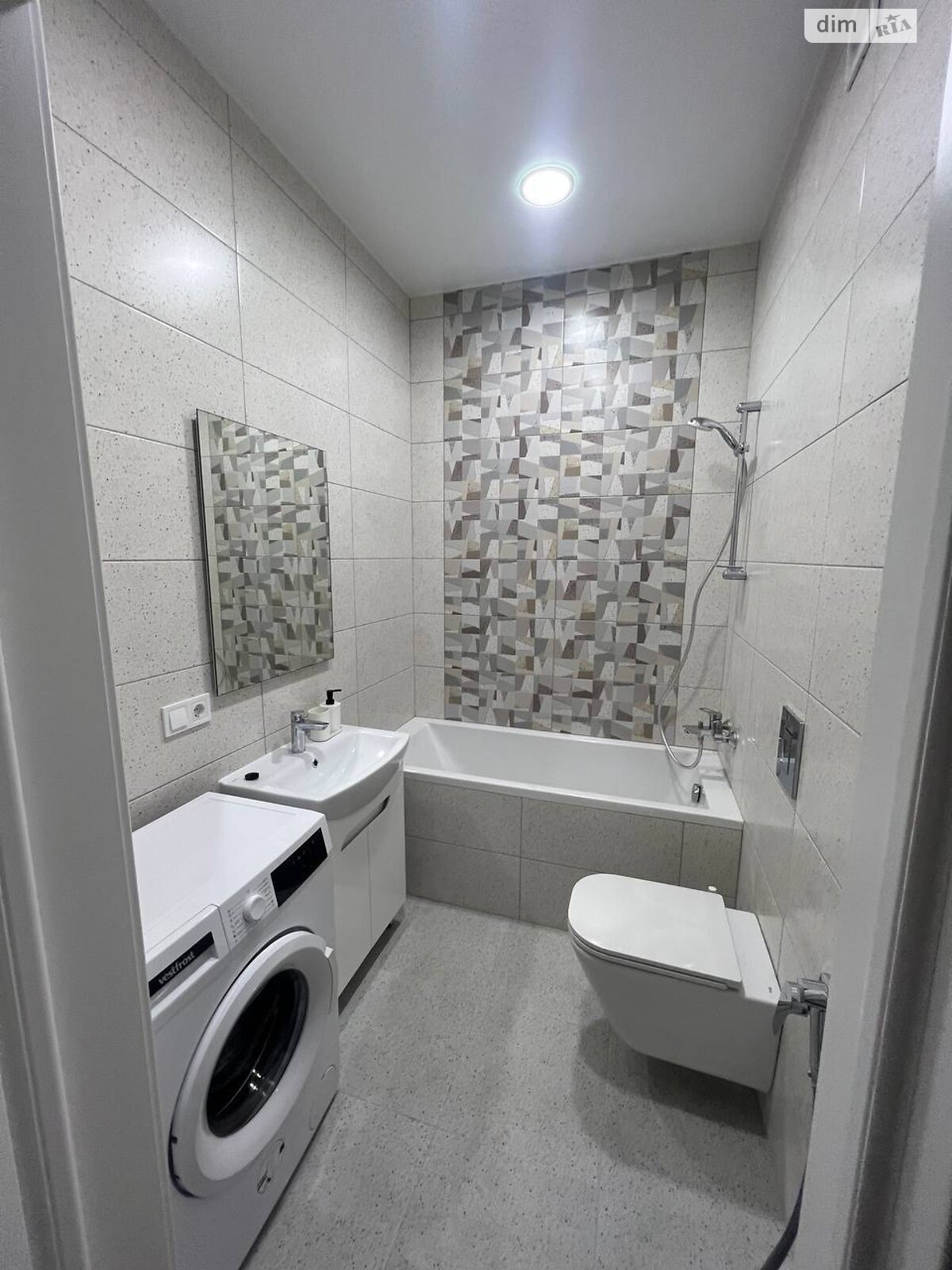 двухкомнатная квартира в Днепре, район Центральный Холм, на бул. Кучеревского 1, кв. 56 в аренду на долгий срок помесячно фото 1 двухкомнатная квартира в Днепре, район Центральный Холм, на бул. Кучеревского 1, кв. 56 в аренду на долгий срок помесячно фото 1