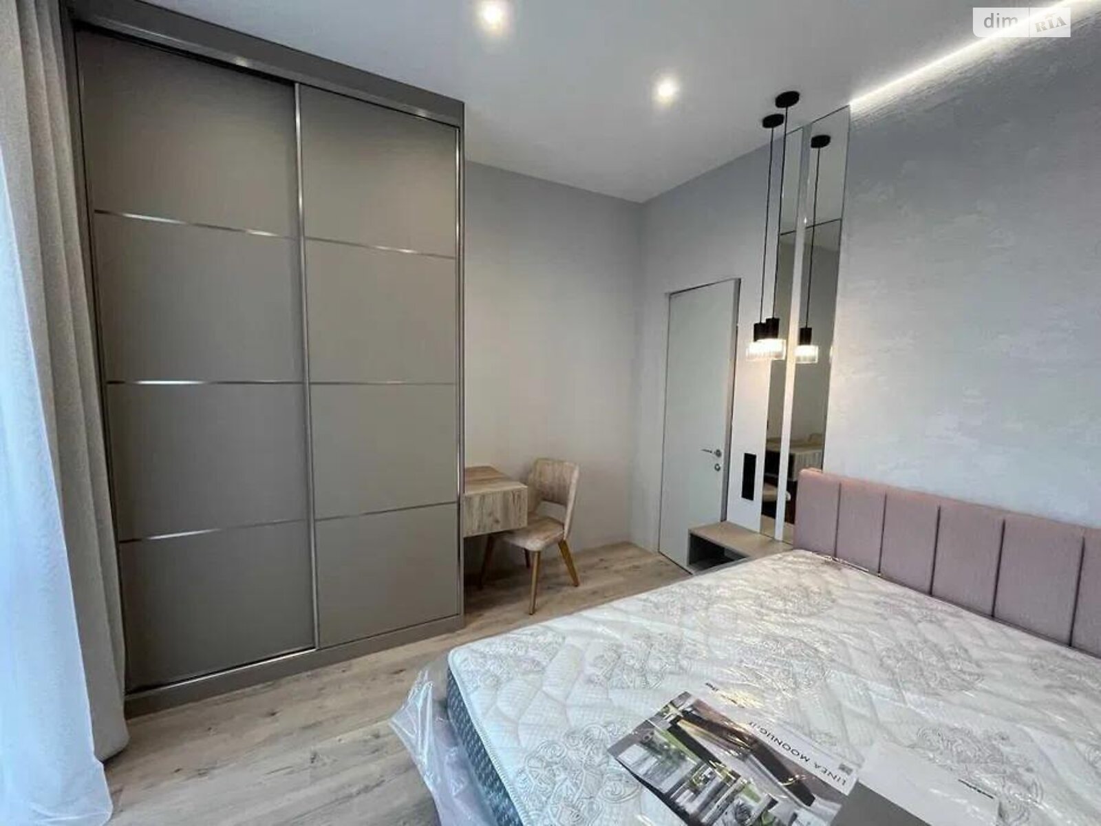 двухкомнатная квартира в Днепре, район Центральный Холм, на ул. Костомаровская 1А в аренду на долгий срок помесячно фото 1