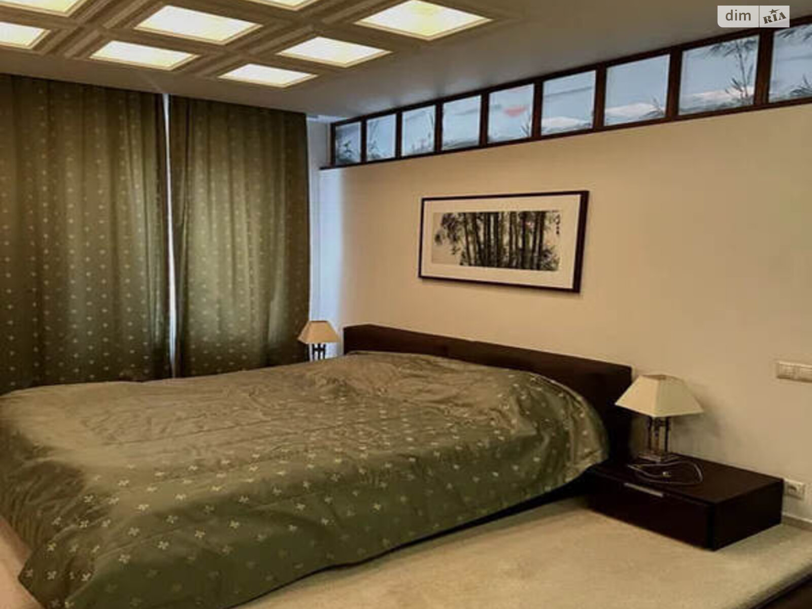 трехкомнатная квартира в Днепре, район Центральный Холм, на ул. Сикорского Игоря 43 в аренду на долгий срок помесячно фото 1