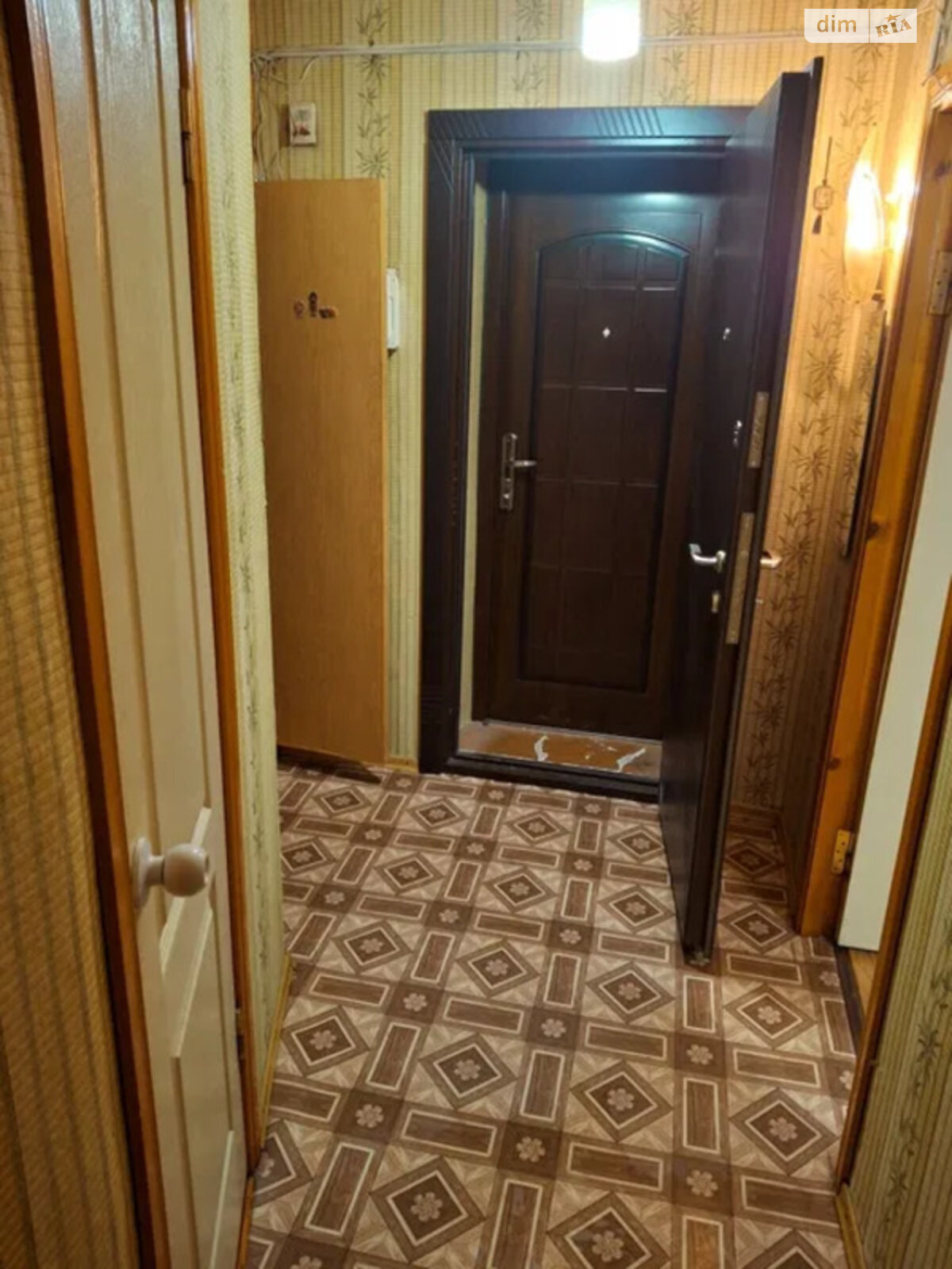 однокомнатная квартира в Днепре, район Центральный Холм, на ул. Театральная в аренду на долгий срок помесячно фото 1 однокомнатная квартира в Днепре, район Центральный Холм, на ул. Театральная в аренду на долгий срок помесячно фото 1