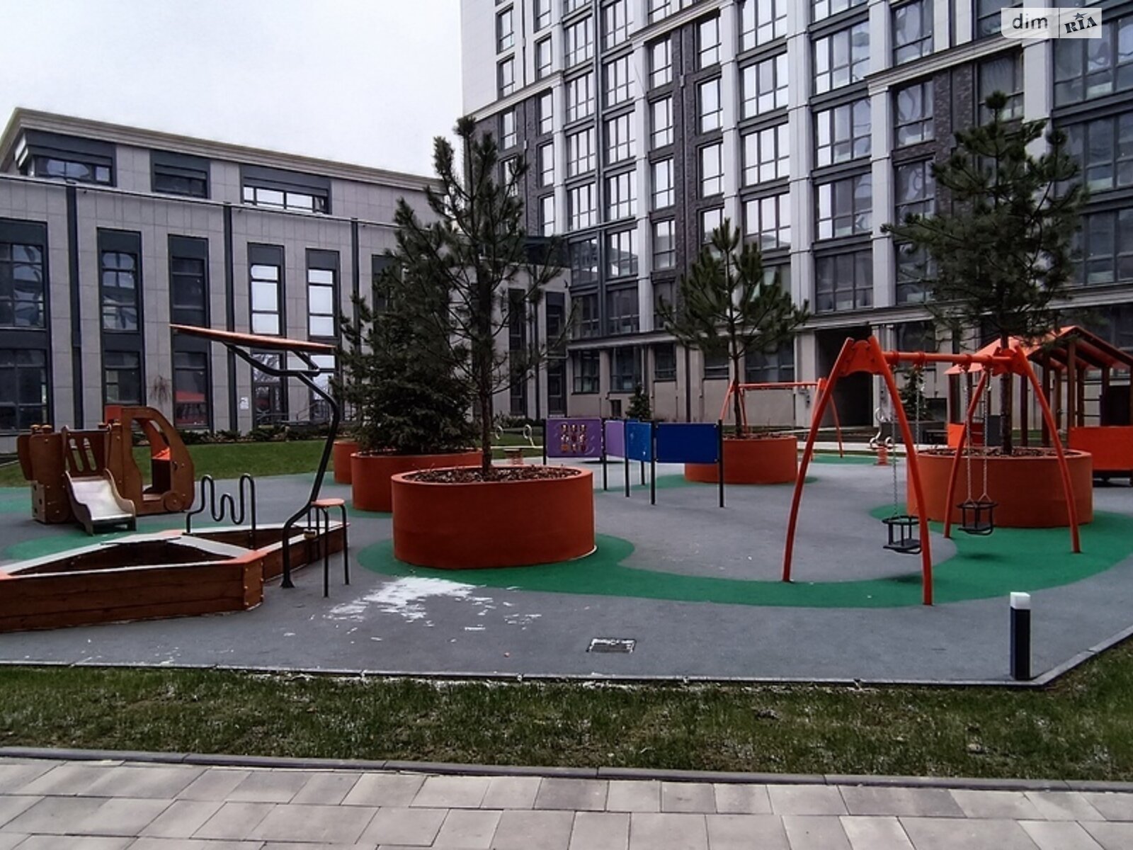 трехкомнатная квартира в Днепре, район Центральный, на ул. Короленко 22А в аренду на долгий срок помесячно фото 1 трехкомнатная квартира в Днепре, район Центральный, на ул. Короленко 22А в аренду на долгий срок помесячно фото 1
