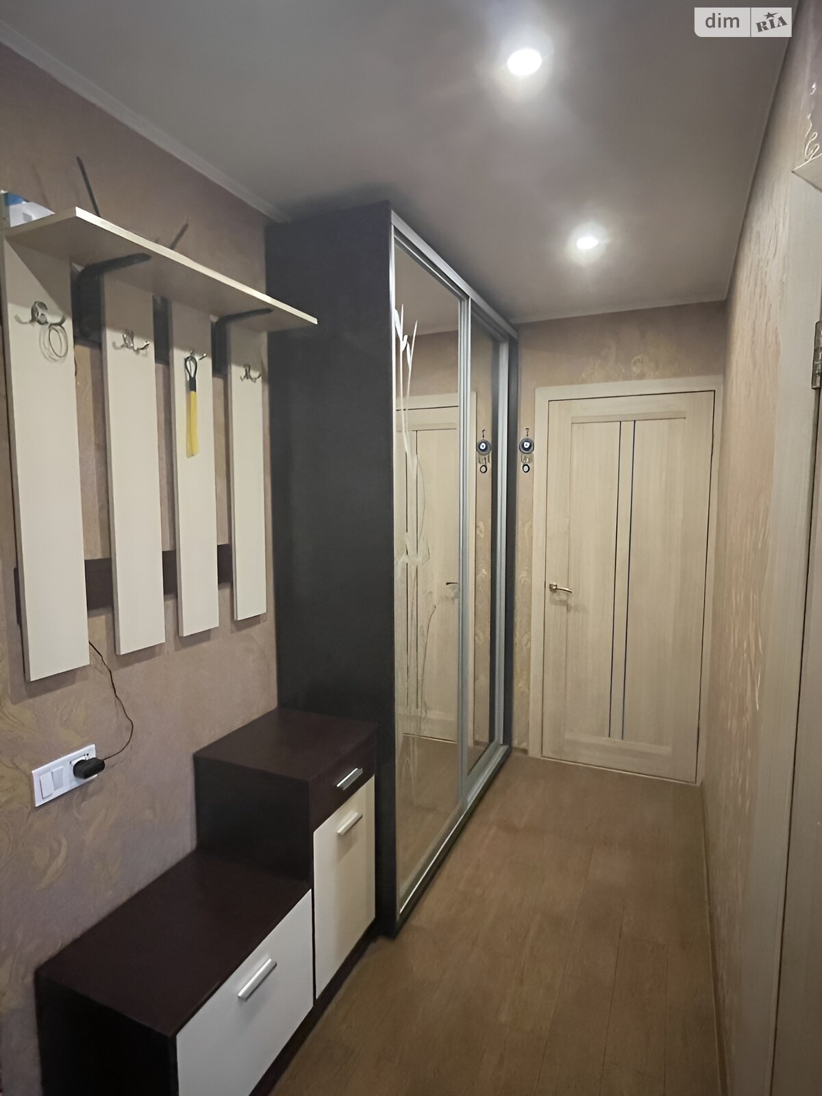однокімнатна квартира в Дніпрі, район Центральний, на вул. Січових стрільців 90Б в довготривалу оренду помісячно фото 1 однокімнатна квартира в Дніпрі, район Центральний, на вул. Січових стрільців 90Б в довготривалу оренду помісячно фото 1