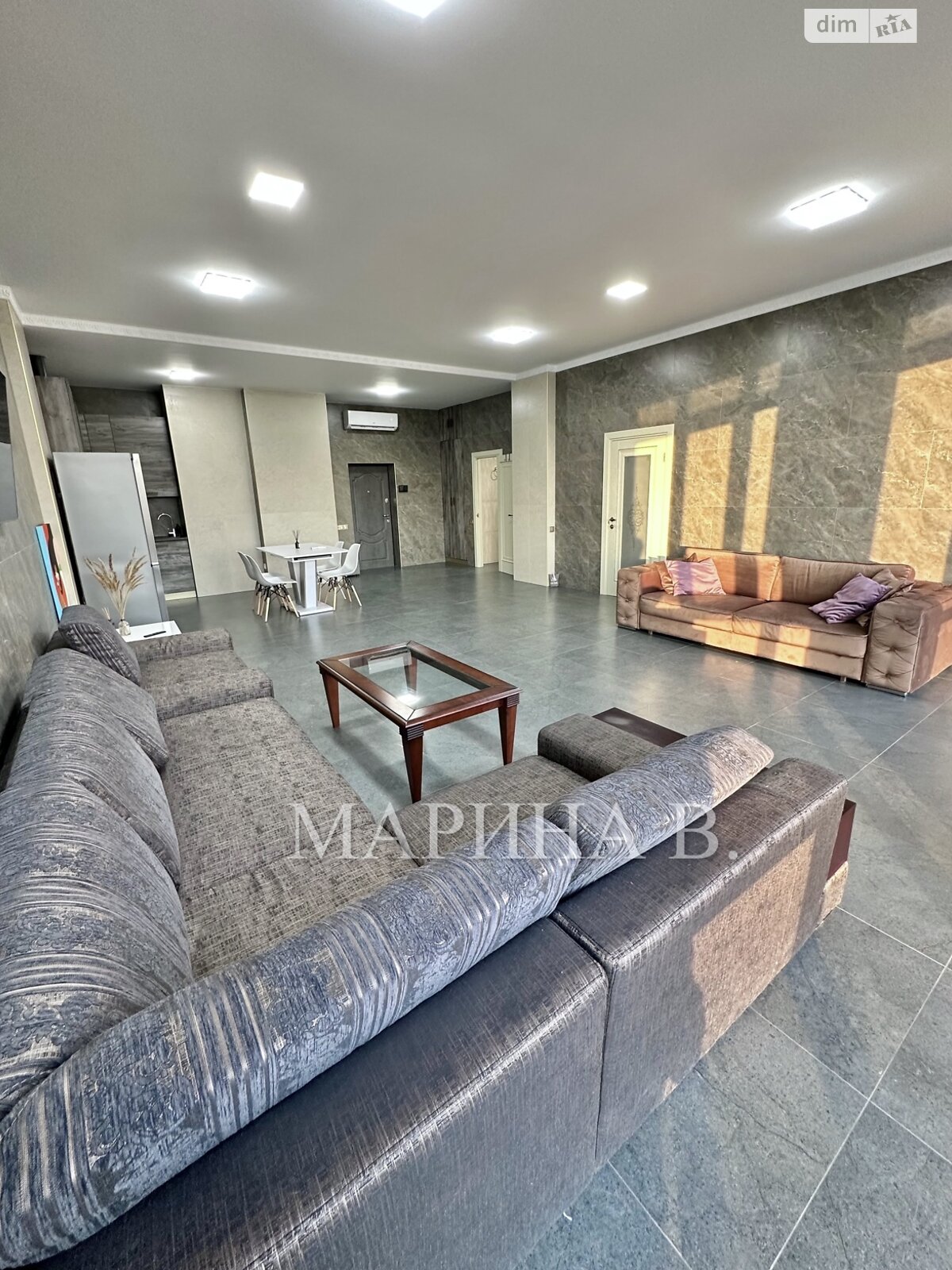 двухкомнатная квартира в Днепре, район Центральный, на просп. Яворницкого Дмитрия 72 в аренду на долгий срок помесячно фото 1