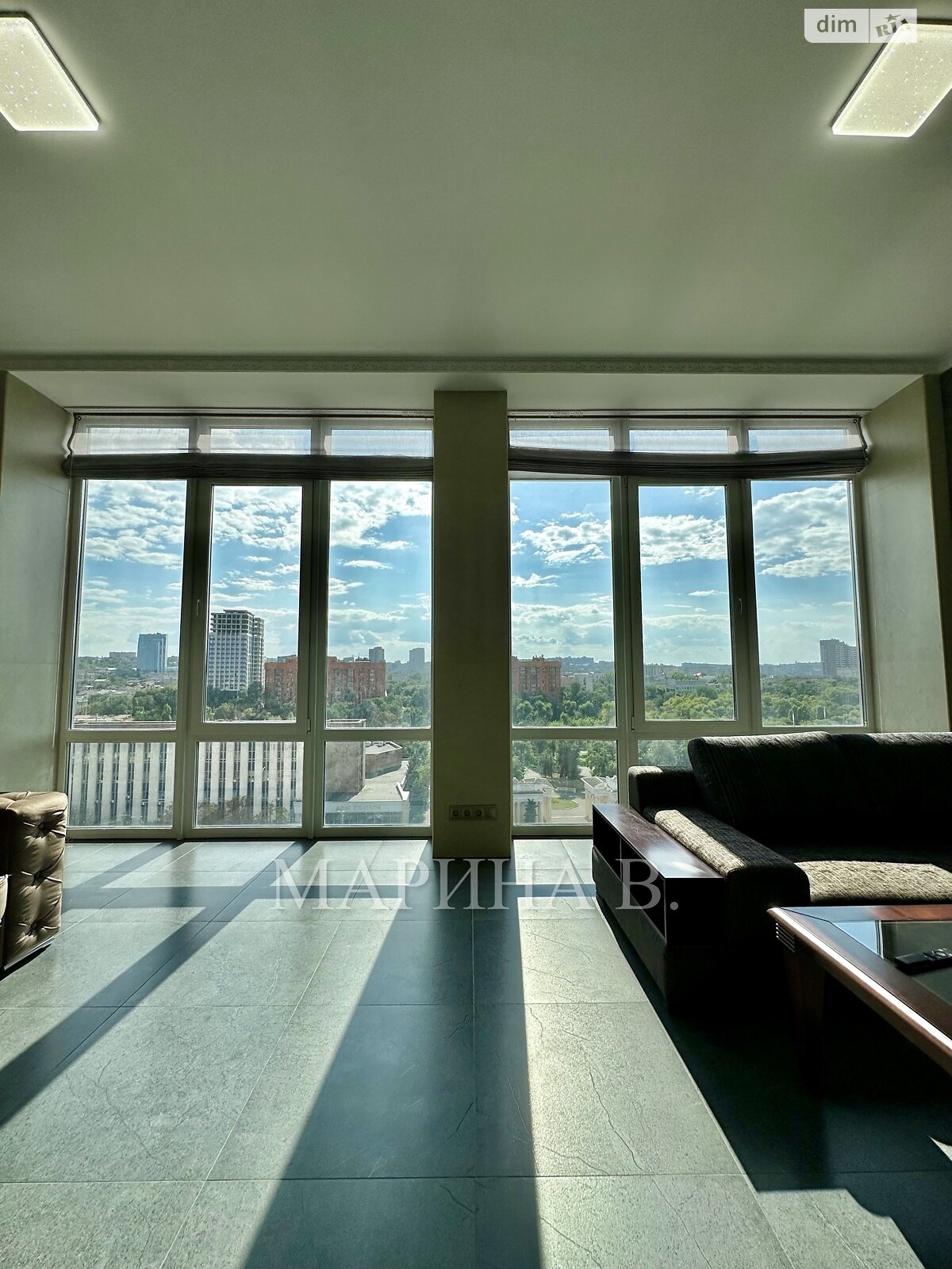 двухкомнатная квартира в Днепре, район Центральный, на просп. Яворницкого Дмитрия 72 в аренду на долгий срок помесячно фото 1