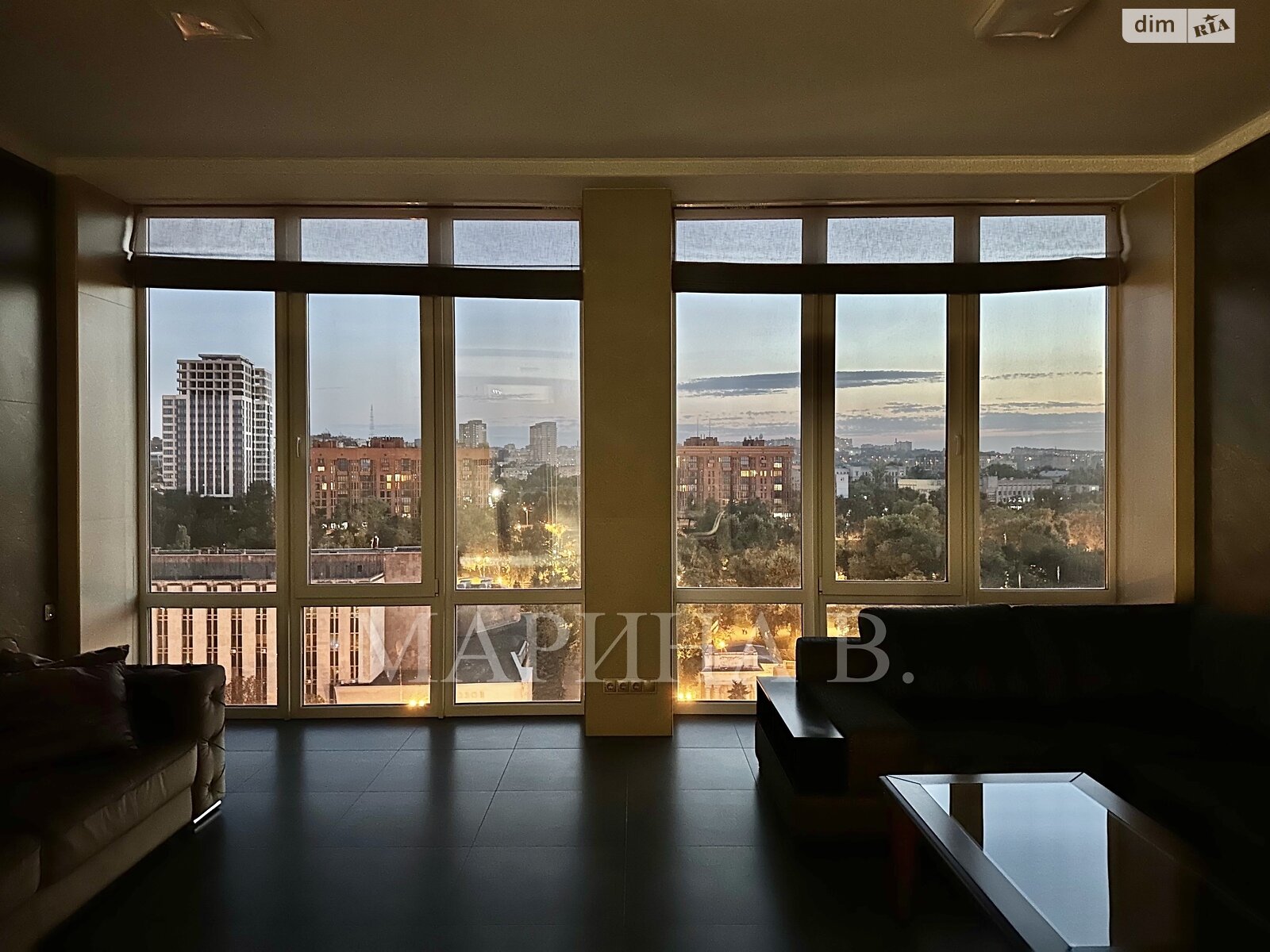 двухкомнатная квартира в Днепре, район Центральный, на просп. Яворницкого Дмитрия 72 в аренду на долгий срок помесячно фото 1