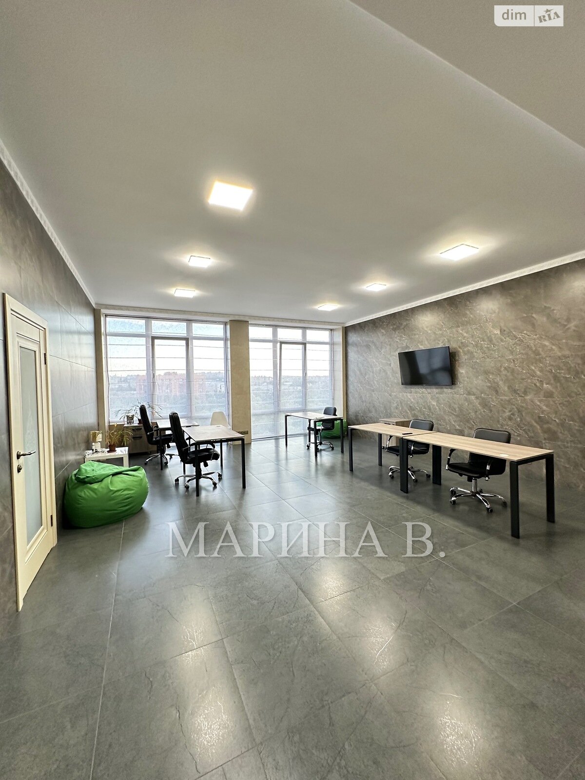 двухкомнатная квартира в Днепре, район Центральный, на просп. Яворницкого Дмитрия 72 в аренду на долгий срок помесячно фото 1