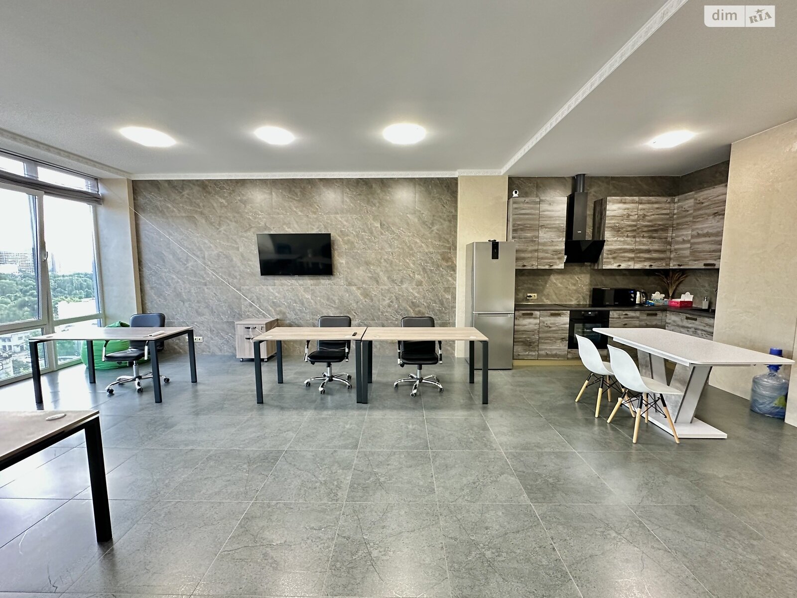 двухкомнатная квартира в Днепре, район Центральный, на просп. Яворницкого Дмитрия 72 в аренду на долгий срок помесячно фото 1