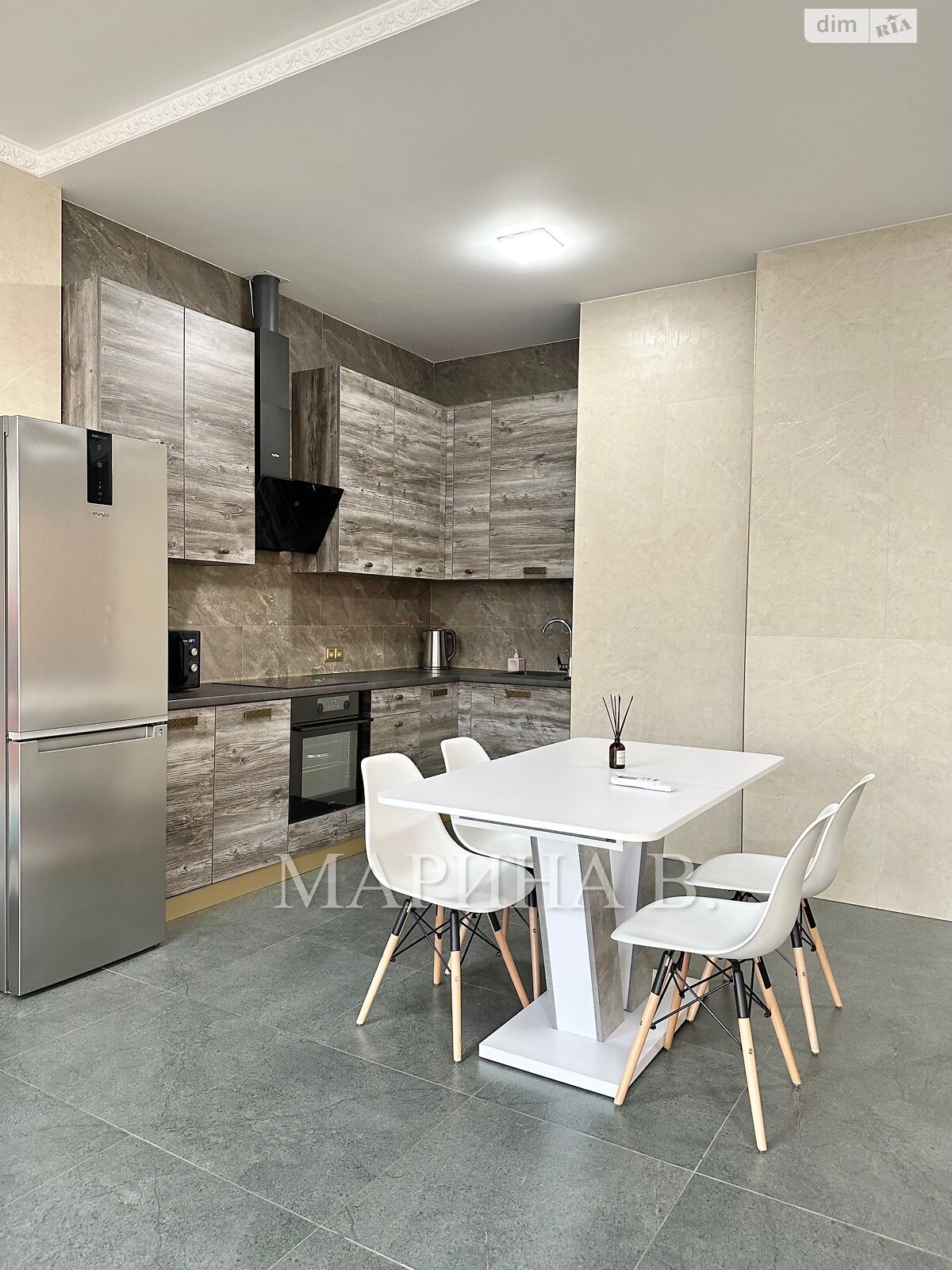 двухкомнатная квартира в Днепре, район Центральный, на просп. Яворницкого Дмитрия 72 в аренду на долгий срок помесячно фото 1