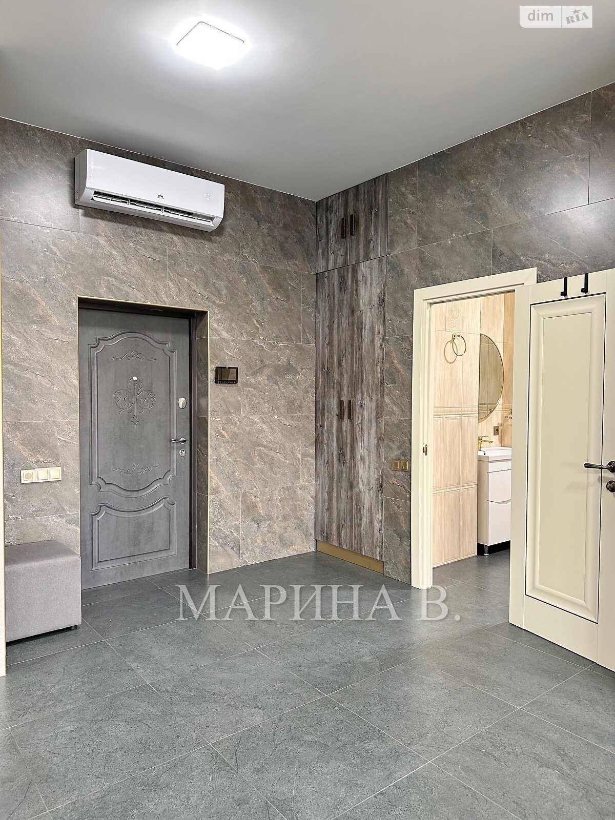 двухкомнатная квартира в Днепре, район Центральный, на просп. Яворницкого Дмитрия 72 в аренду на долгий срок помесячно фото 1