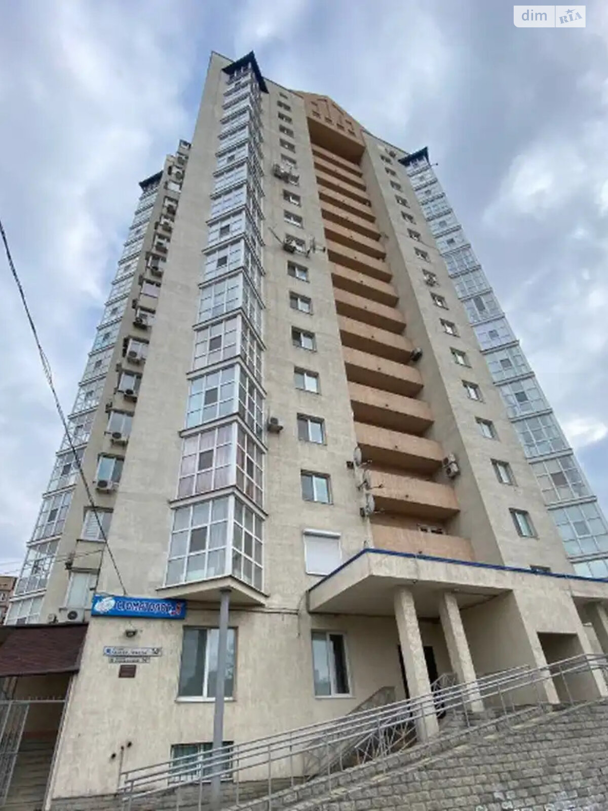 однокімнатна квартира в Дніпрі, район Воронцова, на просп. Слобожанський в довготривалу оренду помісячно фото 1 однокімнатна квартира в Дніпрі, район Воронцова, на просп. Слобожанський в довготривалу оренду помісячно фото 1