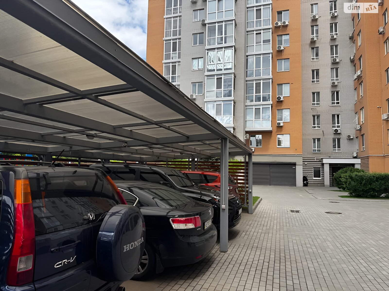 трехкомнатная квартира в Днепре, район Воронцова, на просп. Слобожанский 17 в аренду на долгий срок помесячно фото 1 трехкомнатная квартира в Днепре, район Воронцова, на просп. Слобожанский 17 в аренду на долгий срок помесячно фото 1