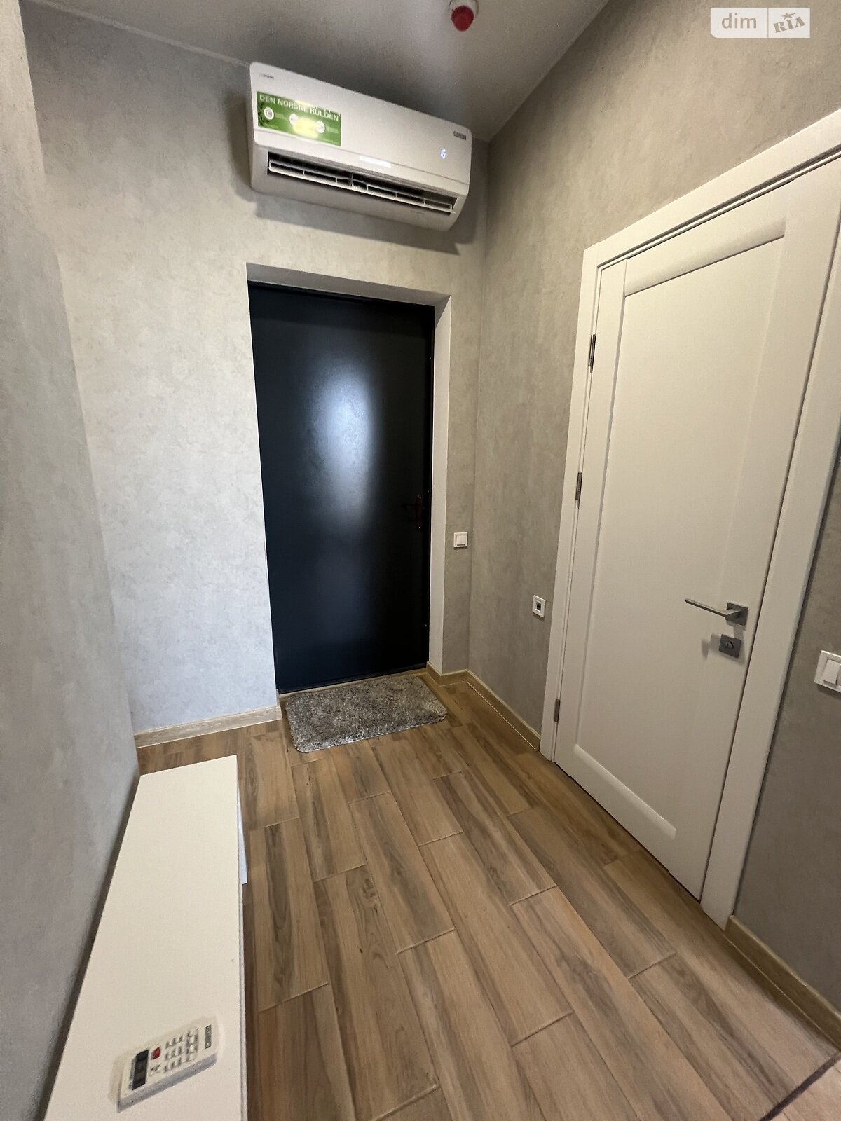 однокімнатна квартира з ремонтом в Дніпрі, на бул. Зоряний 1М в довготривалу оренду помісячно фото 1 однокімнатна квартира з ремонтом в Дніпрі, на бул. Зоряний 1М в довготривалу оренду помісячно фото 1