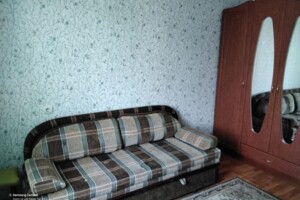 трехкомнатная квартира с мебелью в Днепре, район Победа-5, на просп. Героев в аренду на долгий срок помесячно фото 2