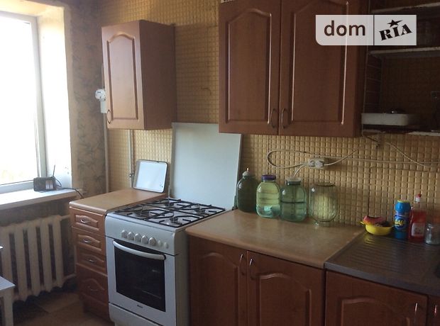 Долгосрочная аренда квартиры, 3 ком., Днепропетровск, р‑н. Коммунар, ст.м. Коммунаровская, Метростроевская улица, дом 5 Долгосрочная аренда квартиры, 3 ком., Днепропетровск, р‑н. Коммунар, ст.м. Коммунаровская, Метростроевская улица, дом 5