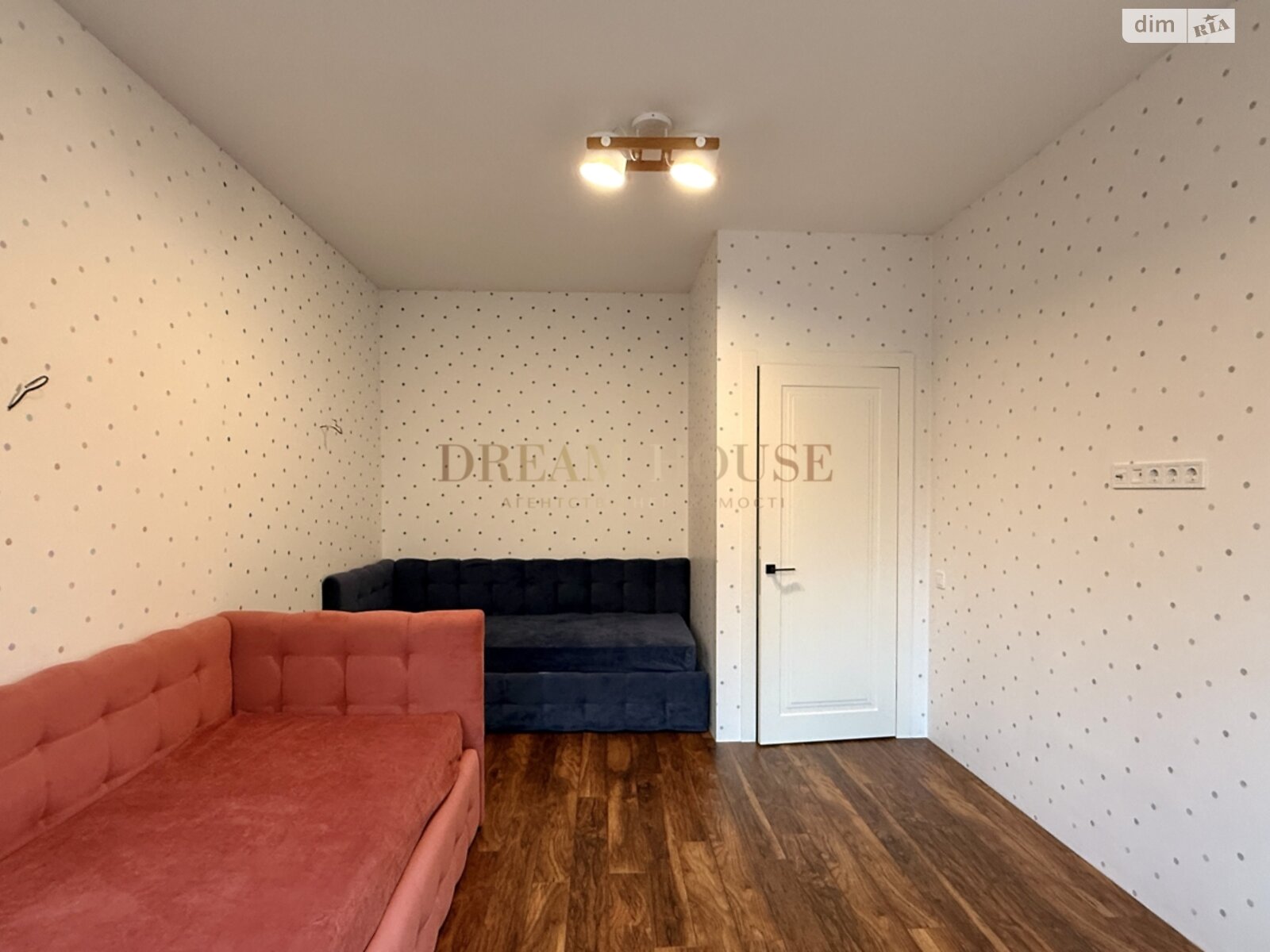 трехкомнатная квартира в Гостомеле, на пер. Богдана Ступки 3 в аренду на долгий срок помесячно фото 1