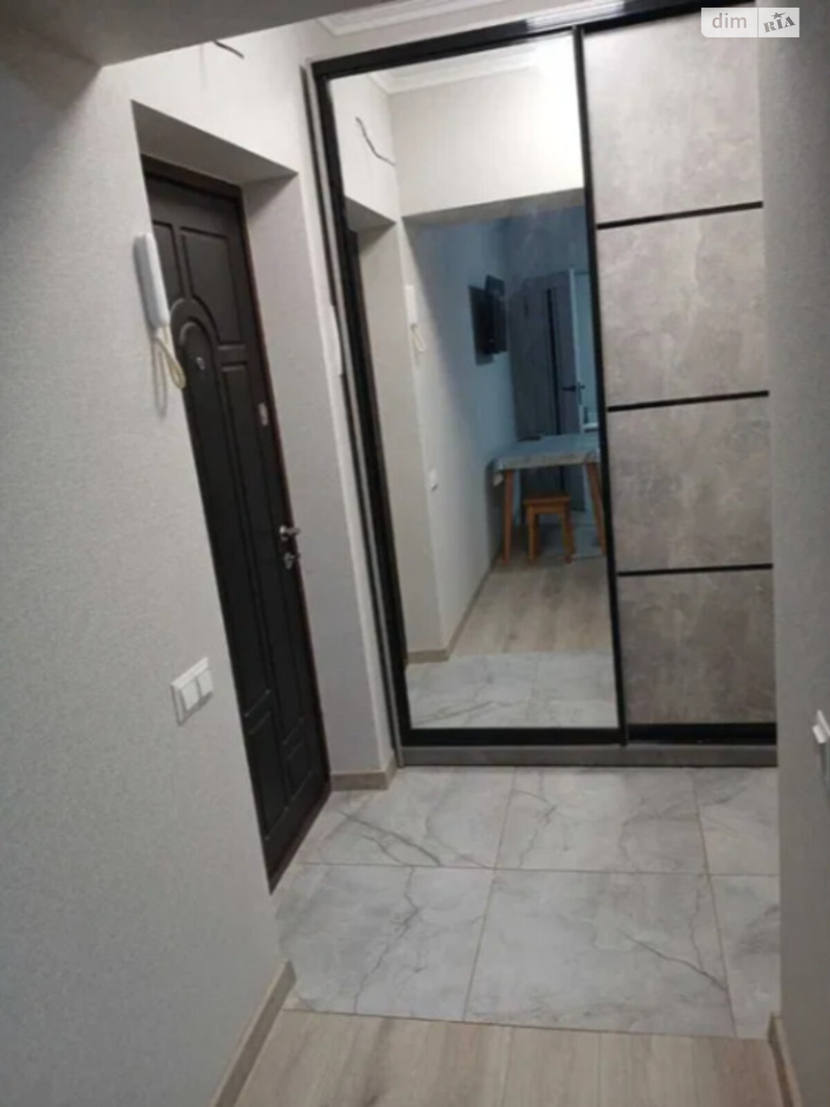 однокімнатна квартира в Гостомелі, на вул. Свято-Покровська 73Б/6 в довготривалу оренду помісячно фото 1