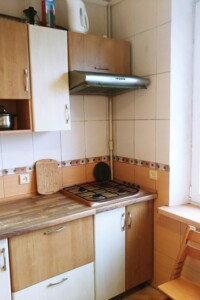 трехкомнатная квартира в Харькове, район 1-ый микрорайон, на ул. Защитников Неба в аренду на долгий срок помесячно фото 2 трехкомнатная квартира в Харькове, район 1-ый микрорайон, на ул. Защитников Неба в аренду на долгий срок помесячно фото 2