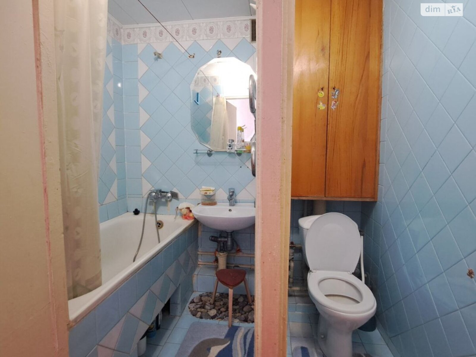 однокомнатная квартира в Харькове, район 335-ый микрорайон, на ул. Энвера Ахсарова 20А в аренду на долгий срок помесячно фото 1 однокомнатная квартира в Харькове, район 335-ый микрорайон, на ул. Энвера Ахсарова 20А в аренду на долгий срок помесячно фото 1