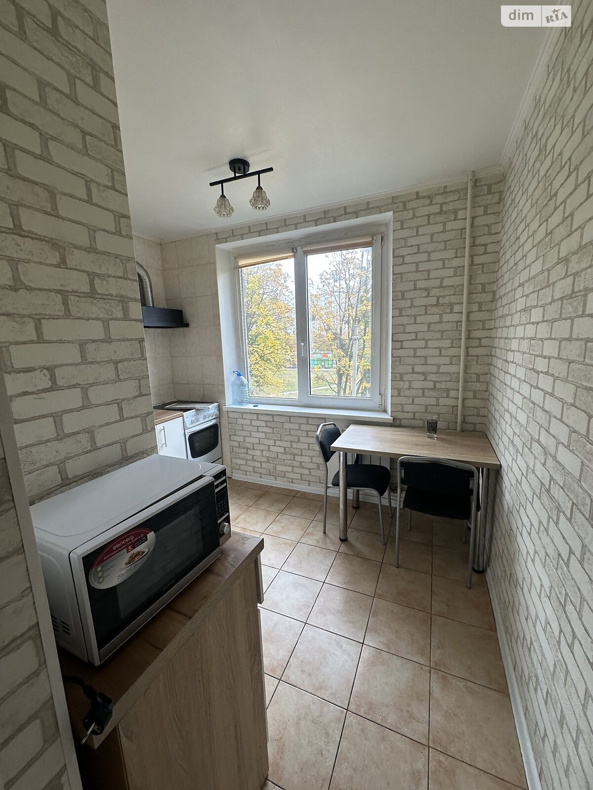 двухкомнатная квартира в Харькове, район 339-ый микрорайон, на просп. Победы 61 в аренду на долгий срок помесячно фото 1 двухкомнатная квартира в Харькове, район 339-ый микрорайон, на просп. Победы 61 в аренду на долгий срок помесячно фото 1