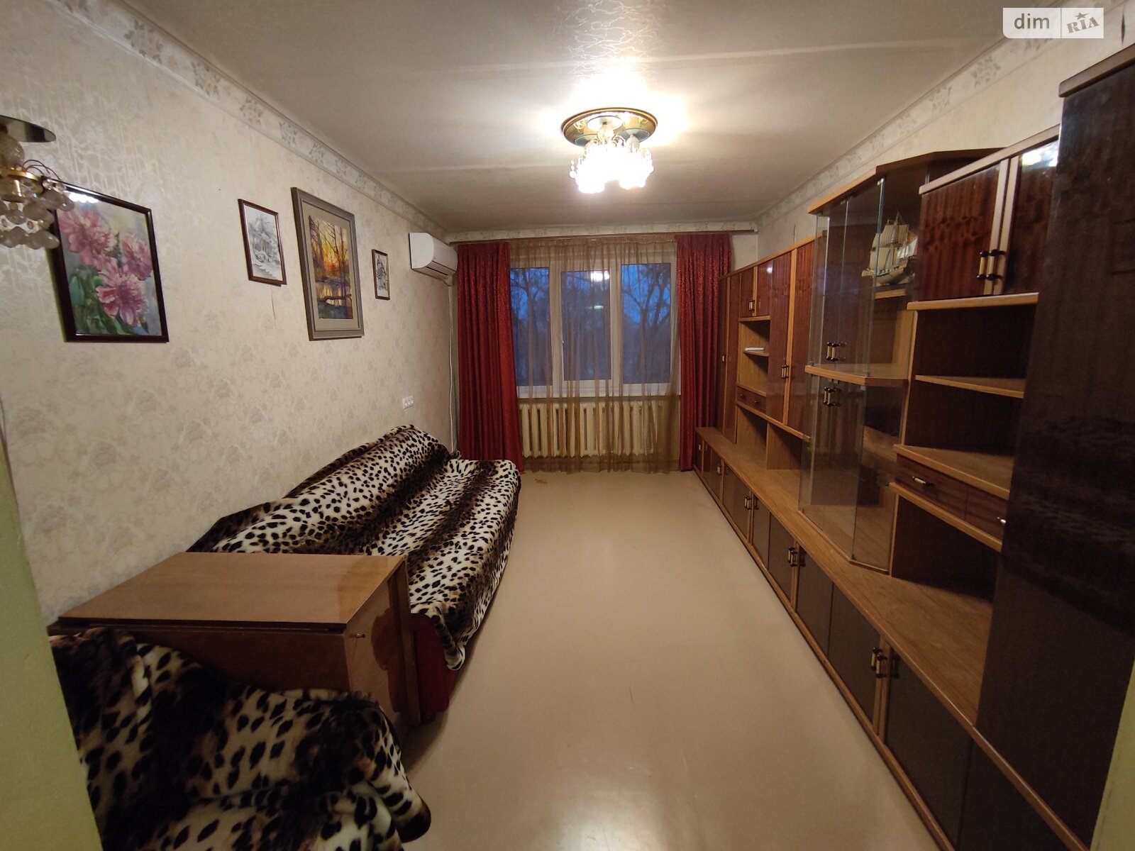 трикімнатна квартира в Харкові, район 5-ий мікрорайон, на вул. 23-го Серпня в довготривалу оренду помісячно фото 1