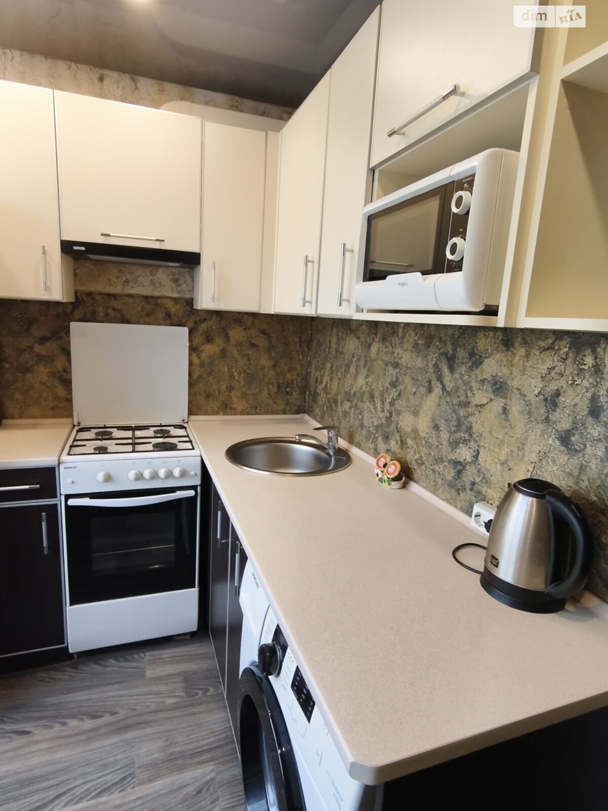 однокомнатная квартира в Харькове, район 5-ый микрорайон, на ул. Алексея Деревянко 18 в аренду на долгий срок помесячно фото 1